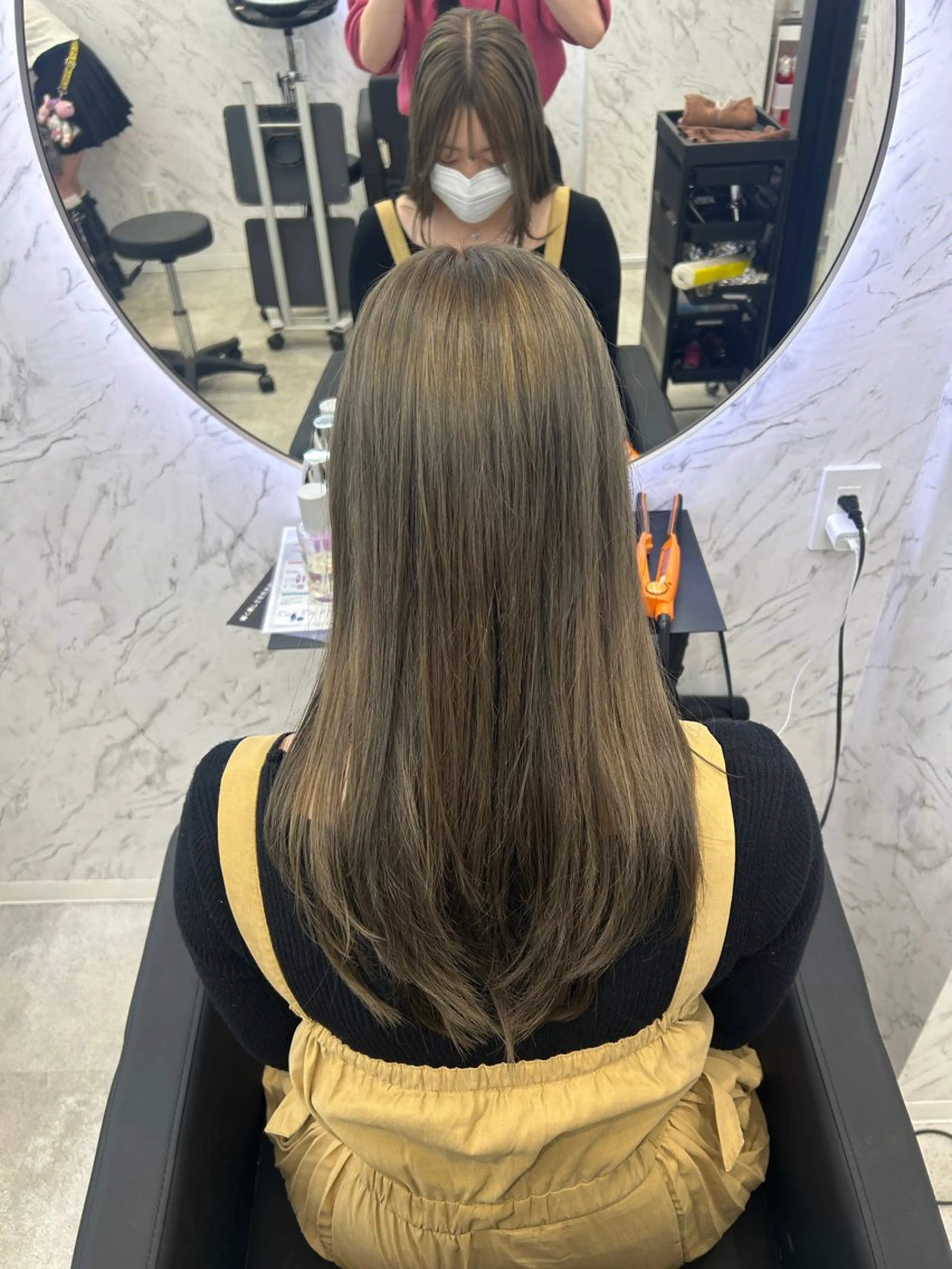 ロング カラー グレージュ オリーブグレージュ オリーブグレー ヘアカラー トリートメント カット¥1100 ✂️MIUのヘアスタイル
