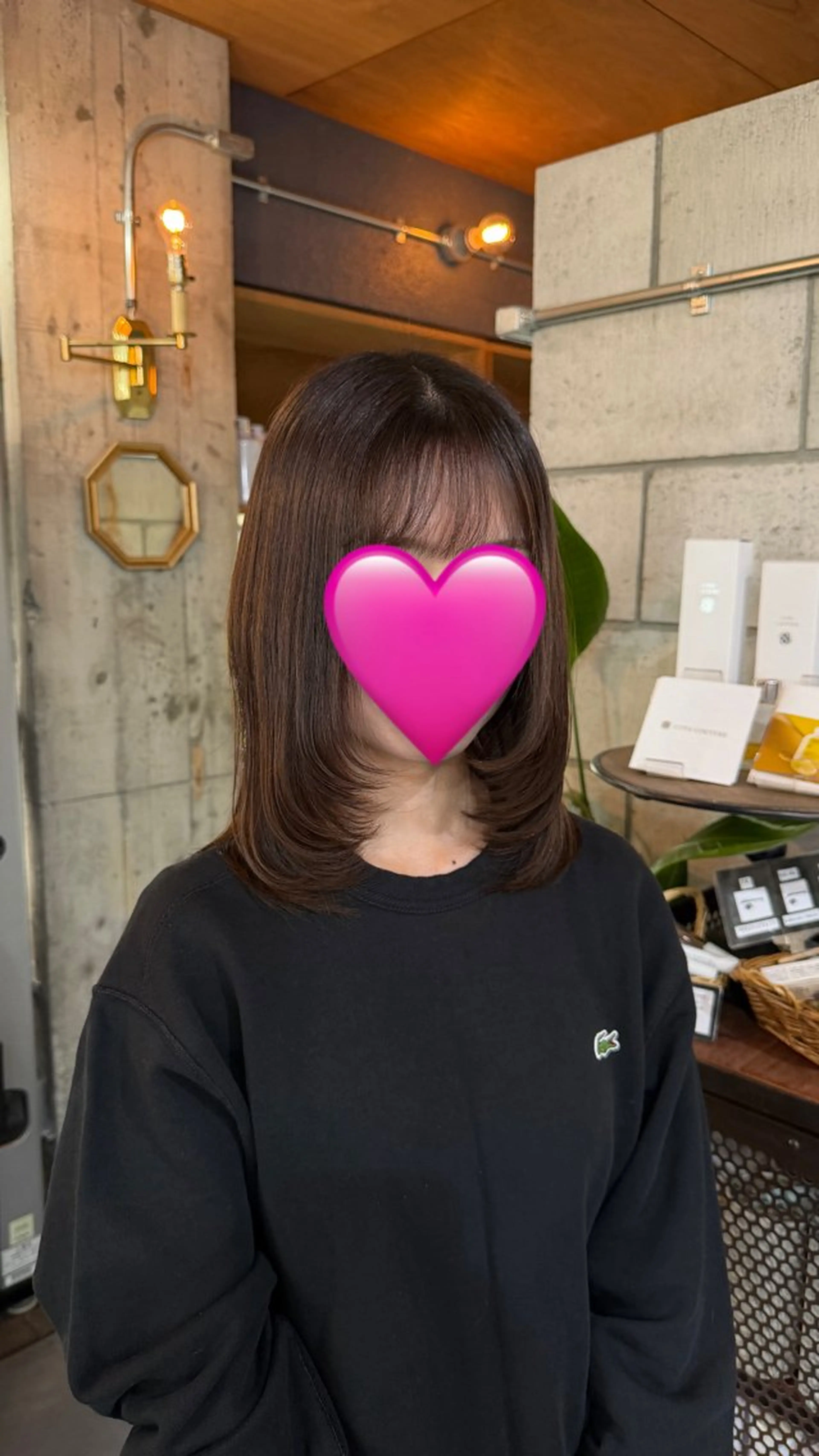ミディアム レイヤーカット カット 倉本 美優のヘアスタイル