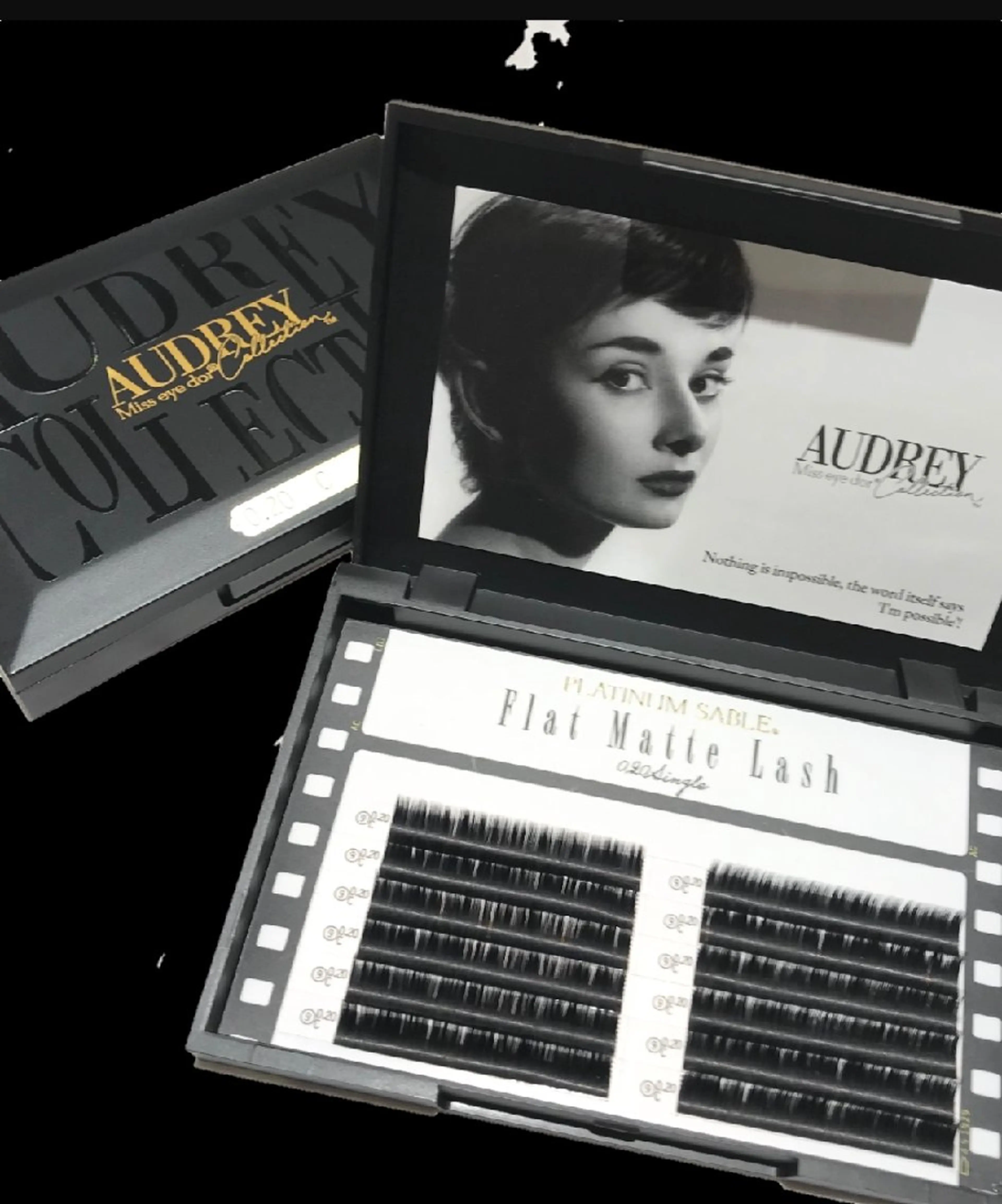 13日限定❇ボリュームラッシュ300本❇ご新規様＋550円🤍オフ＋550円の写真