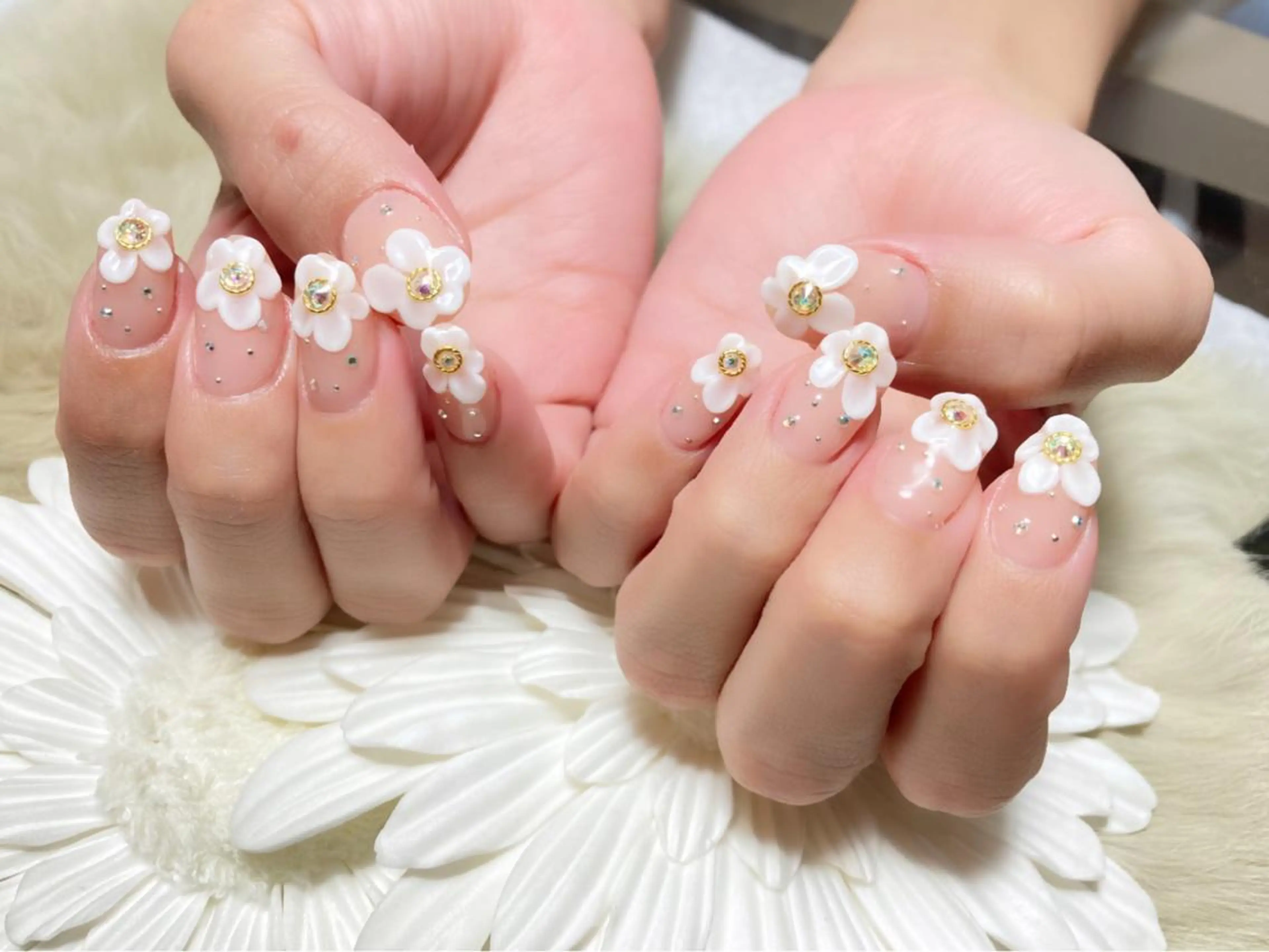 ネイル Yakko pas á pasのネイルデザイン