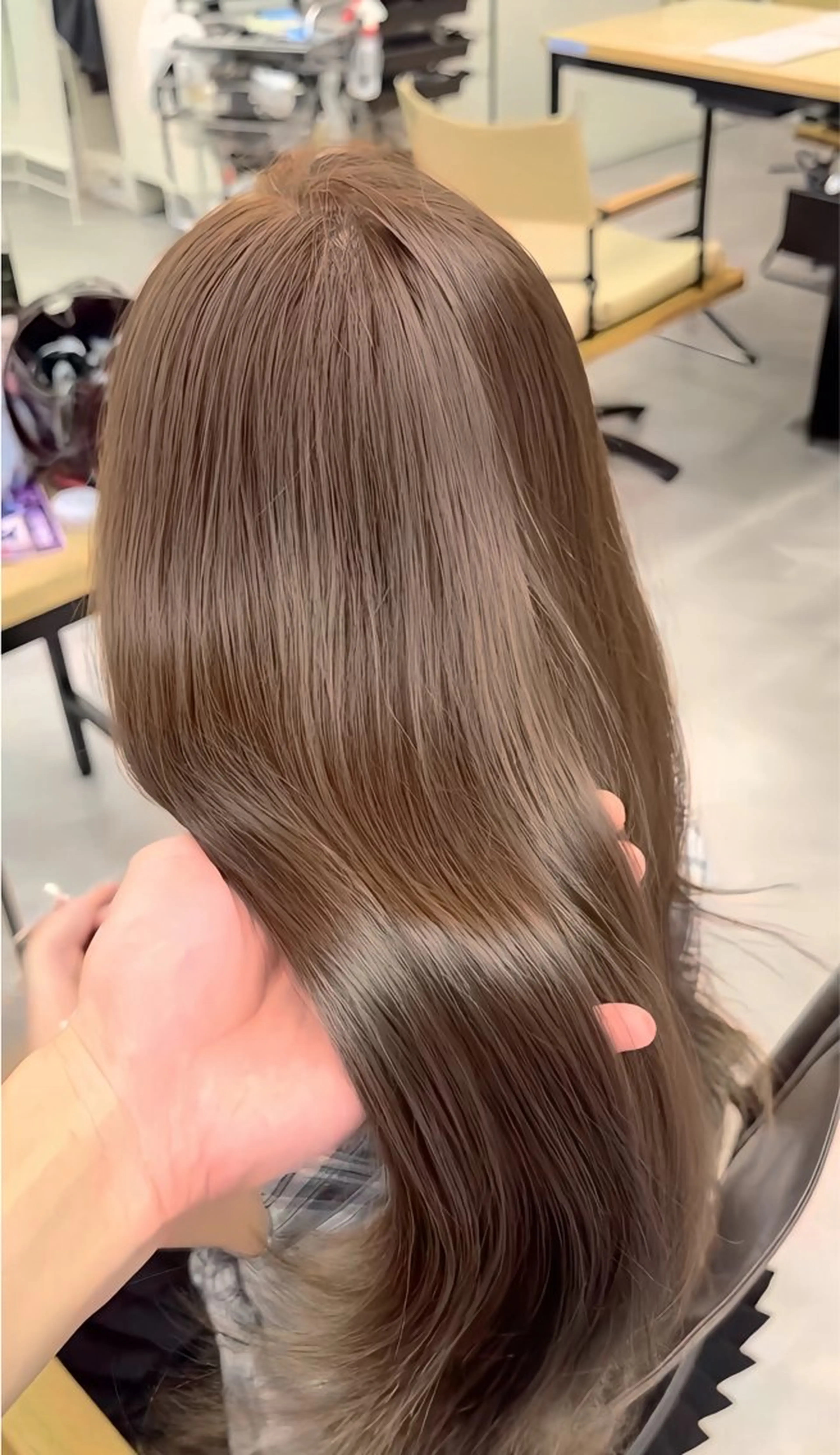 【ブリーチなしで最大限明るさと透明感🫧】韓国レイヤー/ワンホン風カット+ダブルケアカラーの写真