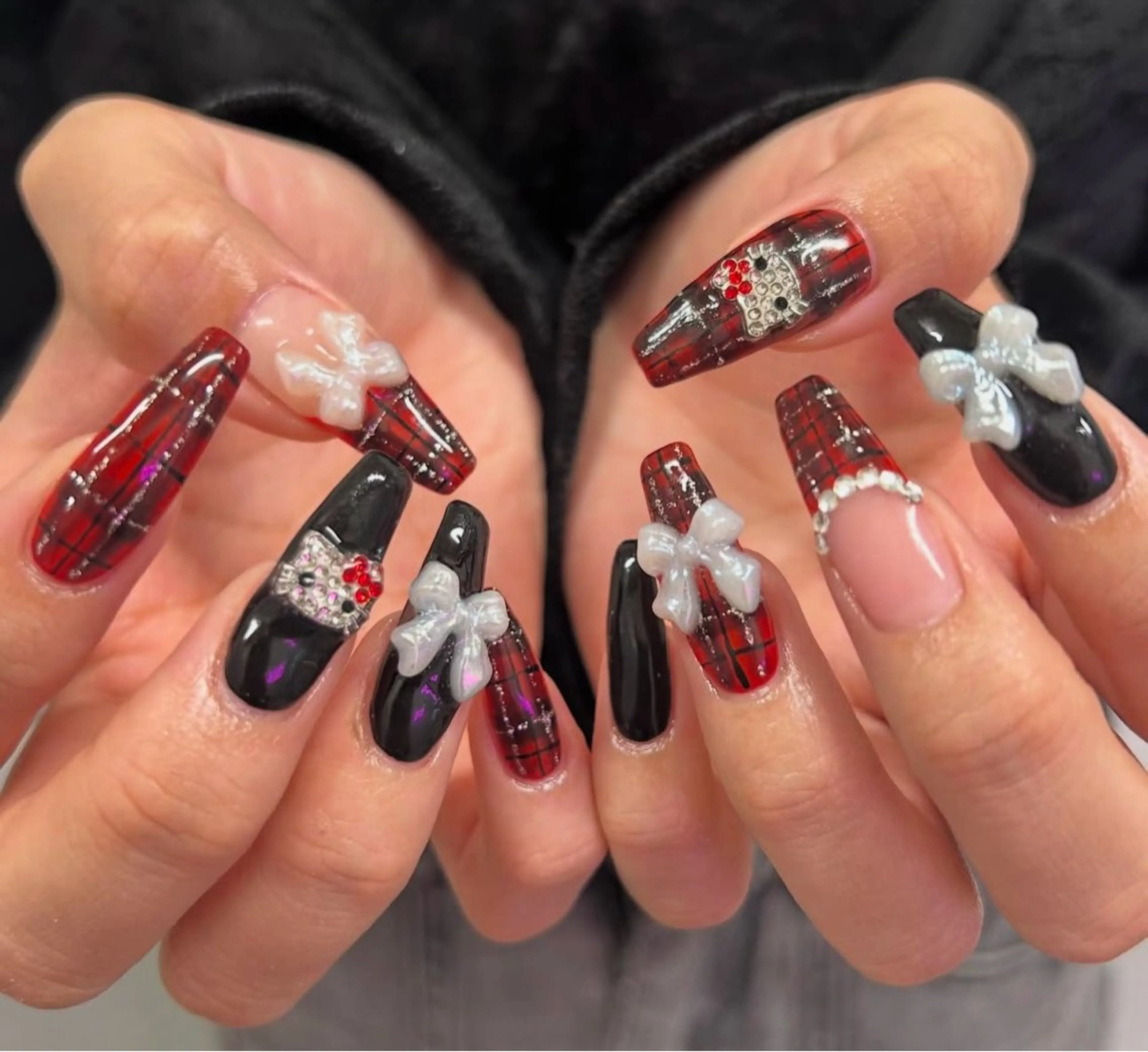 ネイル グラデーション キラキラネイル ワンカラーネイル 冬ネイル Jenn Nail Salonのネイルデザイン