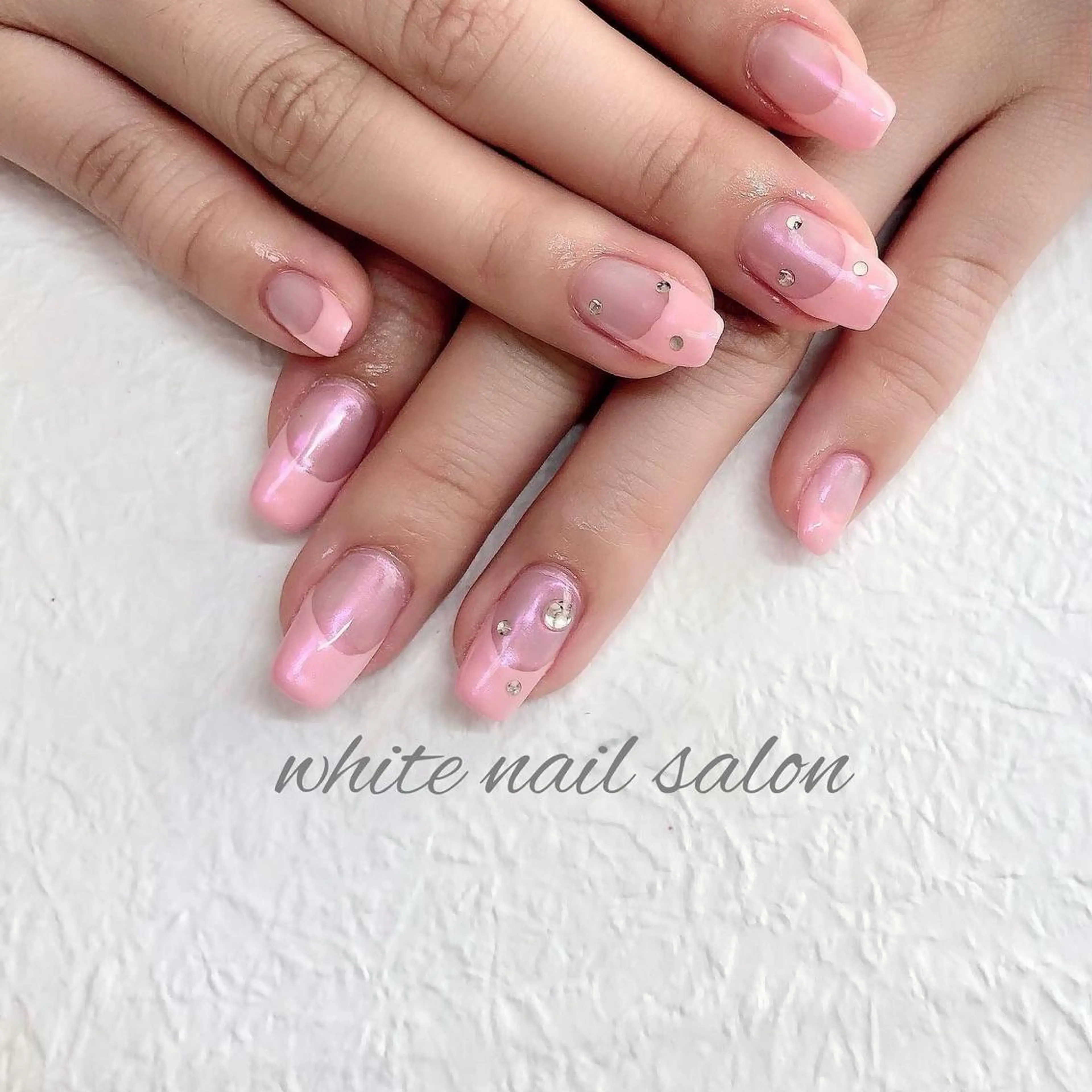 ネイル ジェルネイル ハードジェル 持ち込み ソフトジェル ハンドネイル white nail salonのネイルデザイン