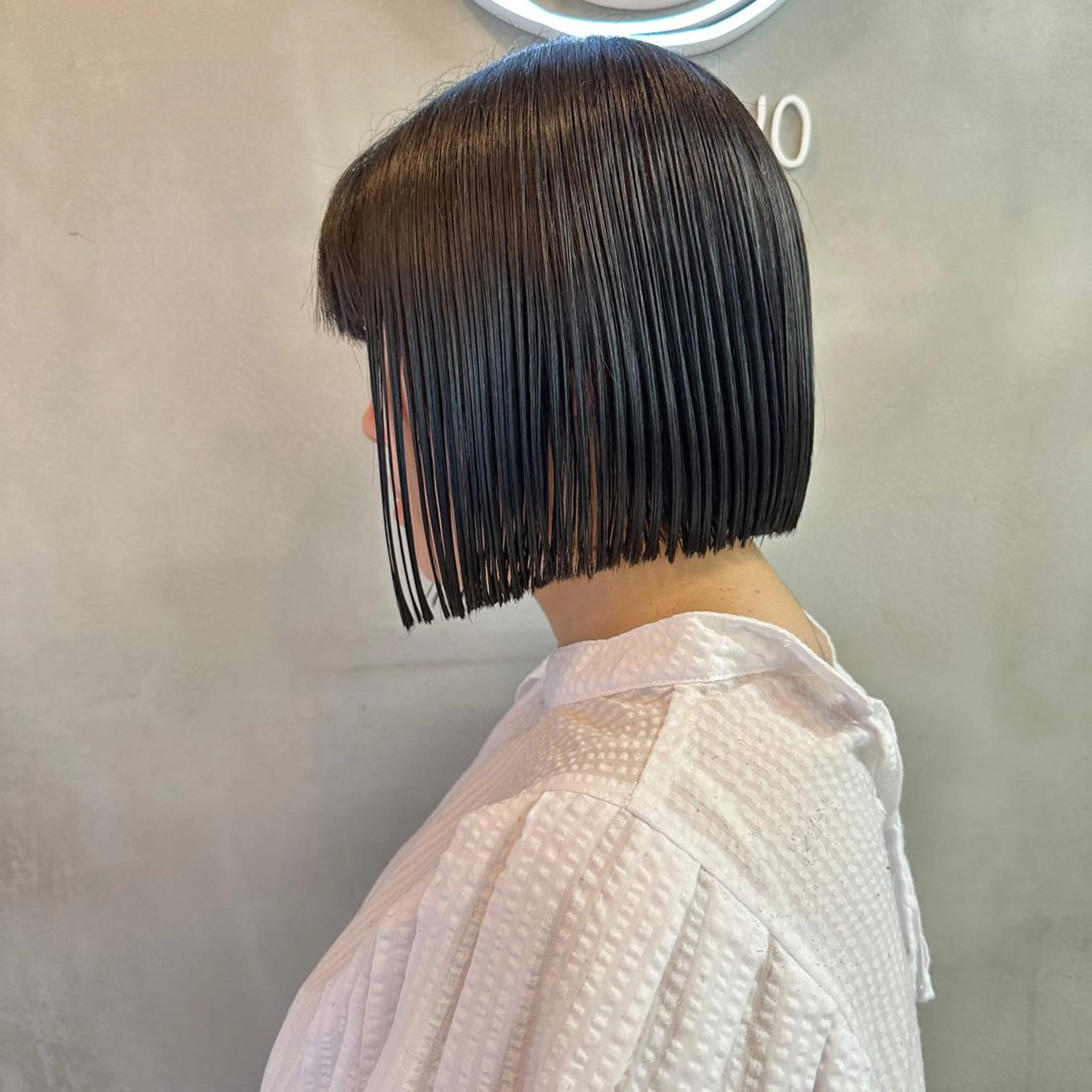 ミディアム カラー カット ヘアカラー トリートメント センターパート/ 暖色カラーayuのヘアスタイル