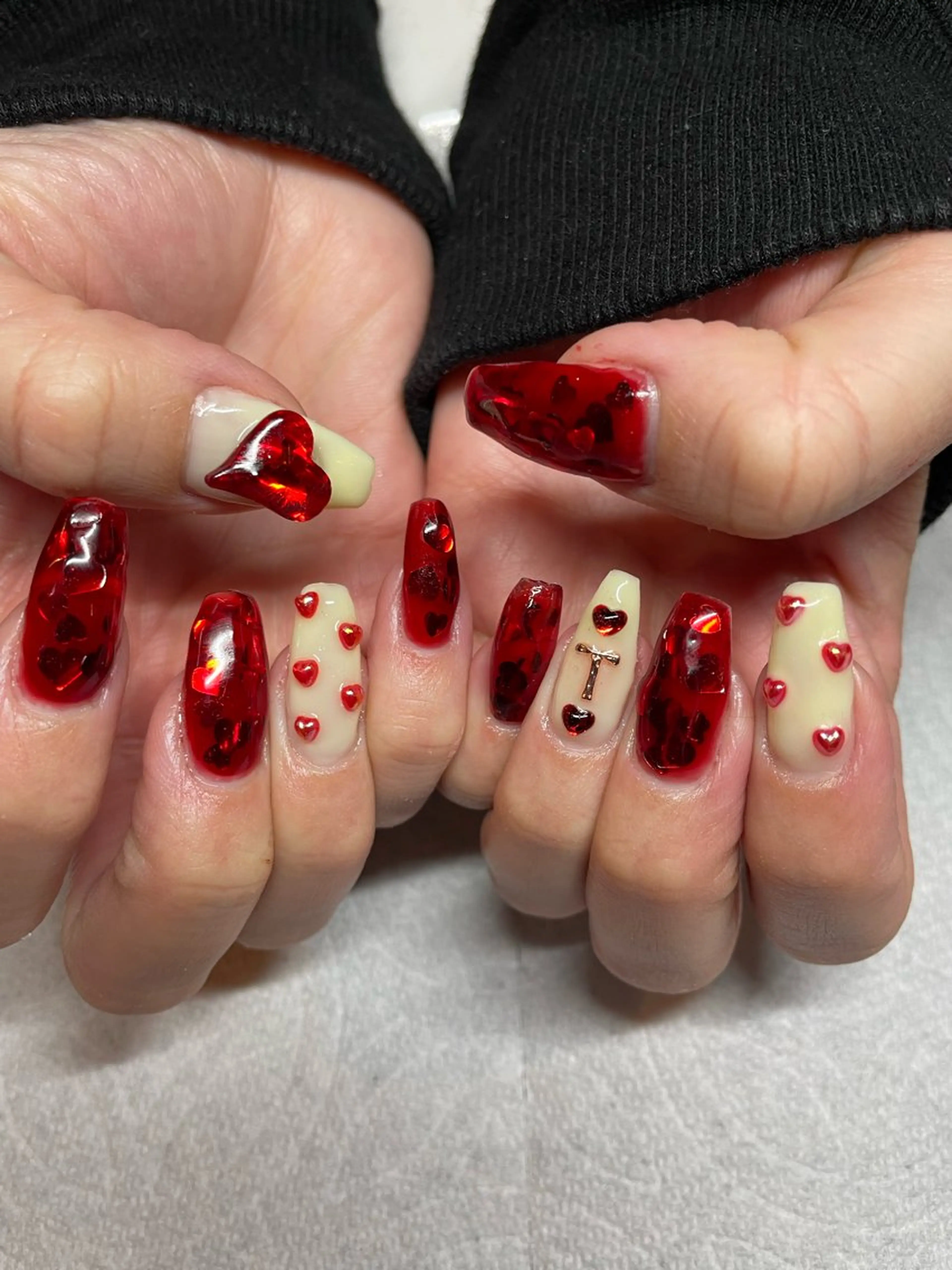 ネイル ハンドネイル CRAZY NAILのネイルデザイン