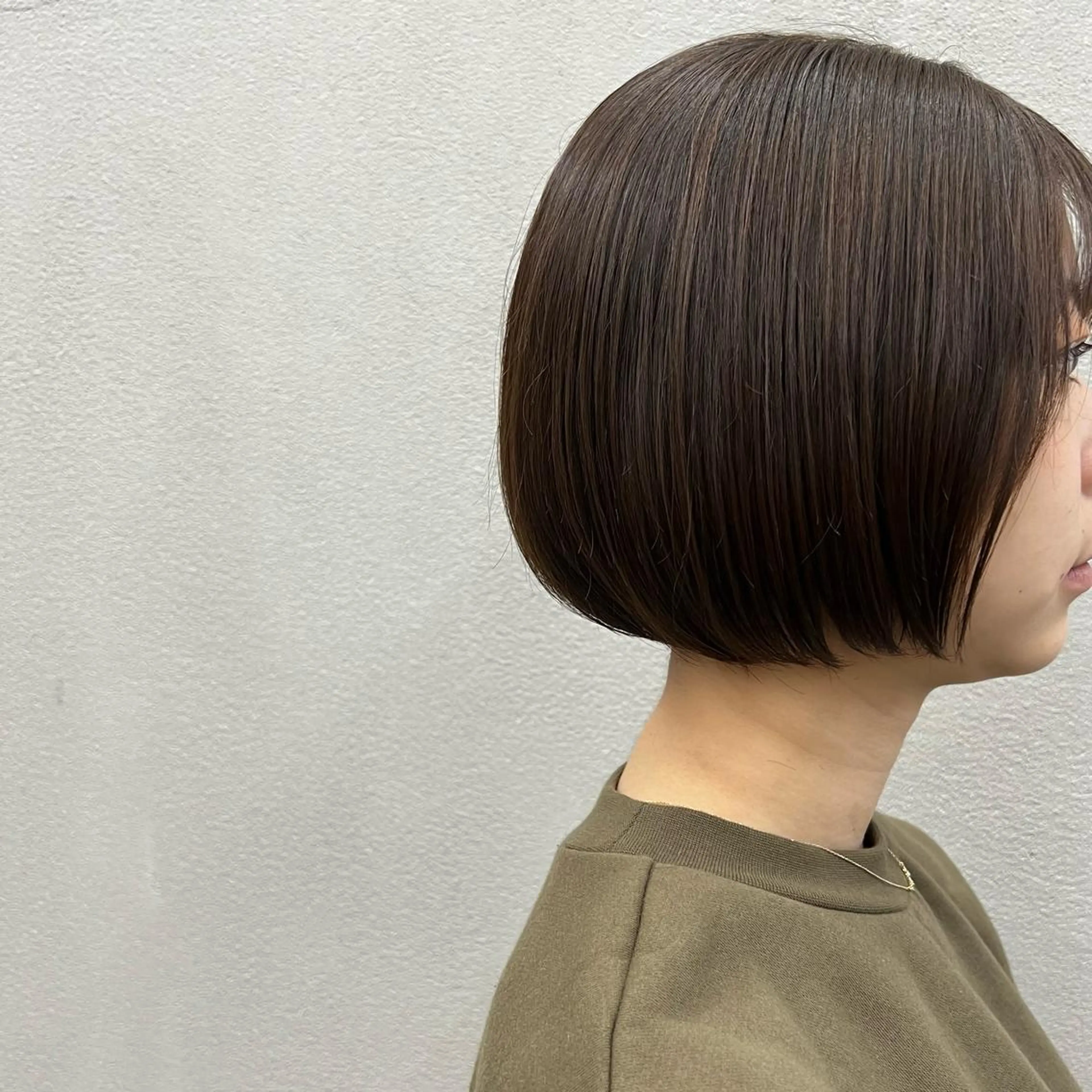 ショート ボブ 卒業式のヘアスタイル ショートヘア カット ヘアカラー トリートメント 🌱小顔魅せショート 髪質改善カラー/泉綺のヘアスタイル
