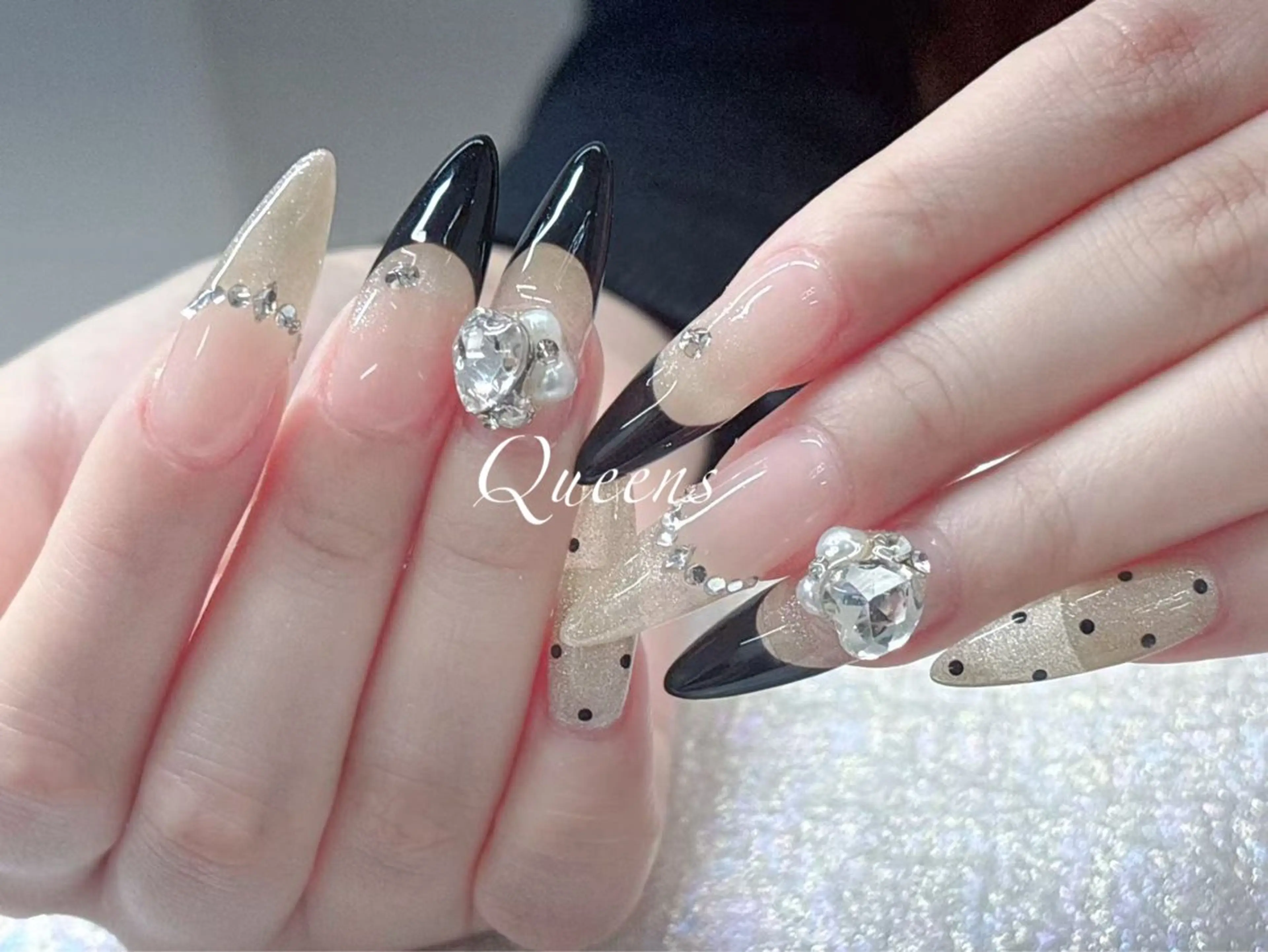 ネイル ハンドネイル Queens マオのネイルデザイン