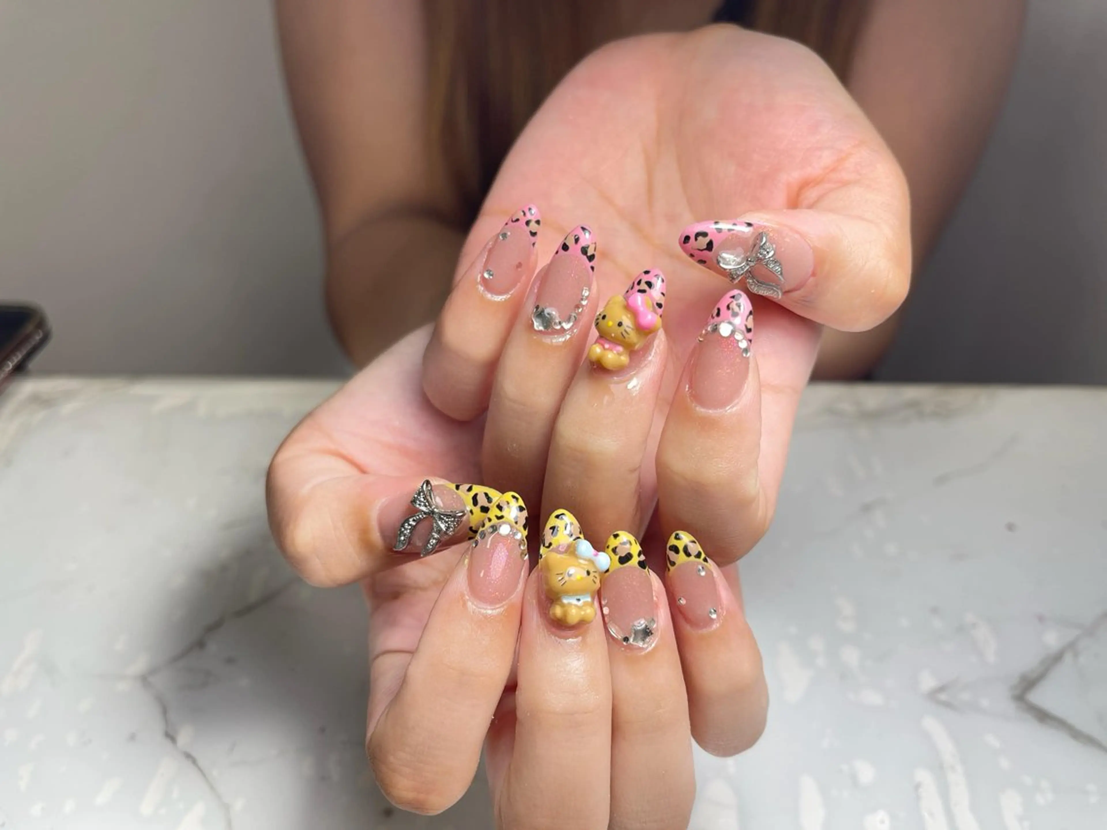 ネイル アートネイル フレンチネイル ジェルネイル グラデーション 韓国ネイル ハンドネイル ハンドケア さくら💮💮 【オフ無料】のネイルデザイン