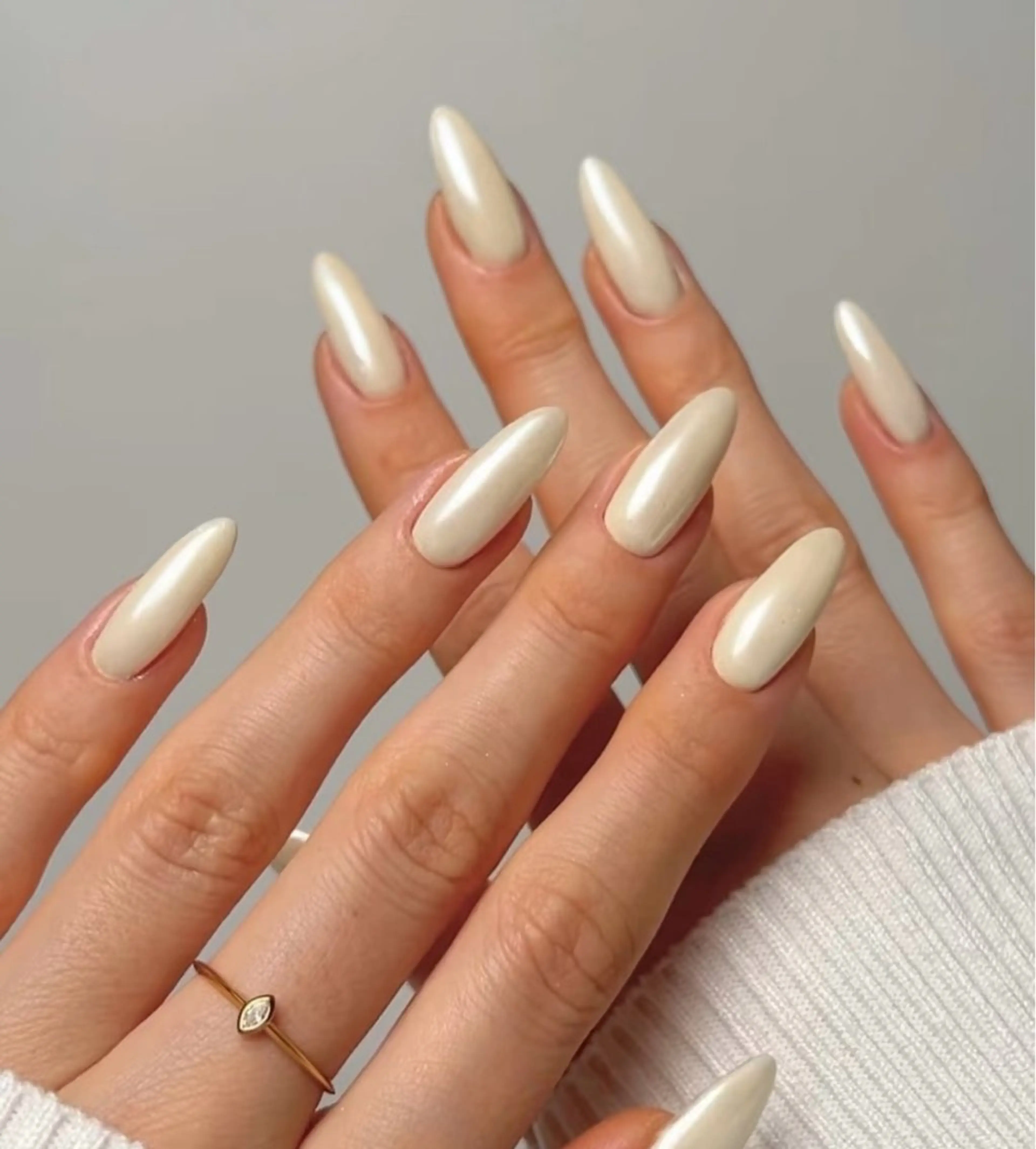 ネイル 高木 維麗絲のネイルデザイン