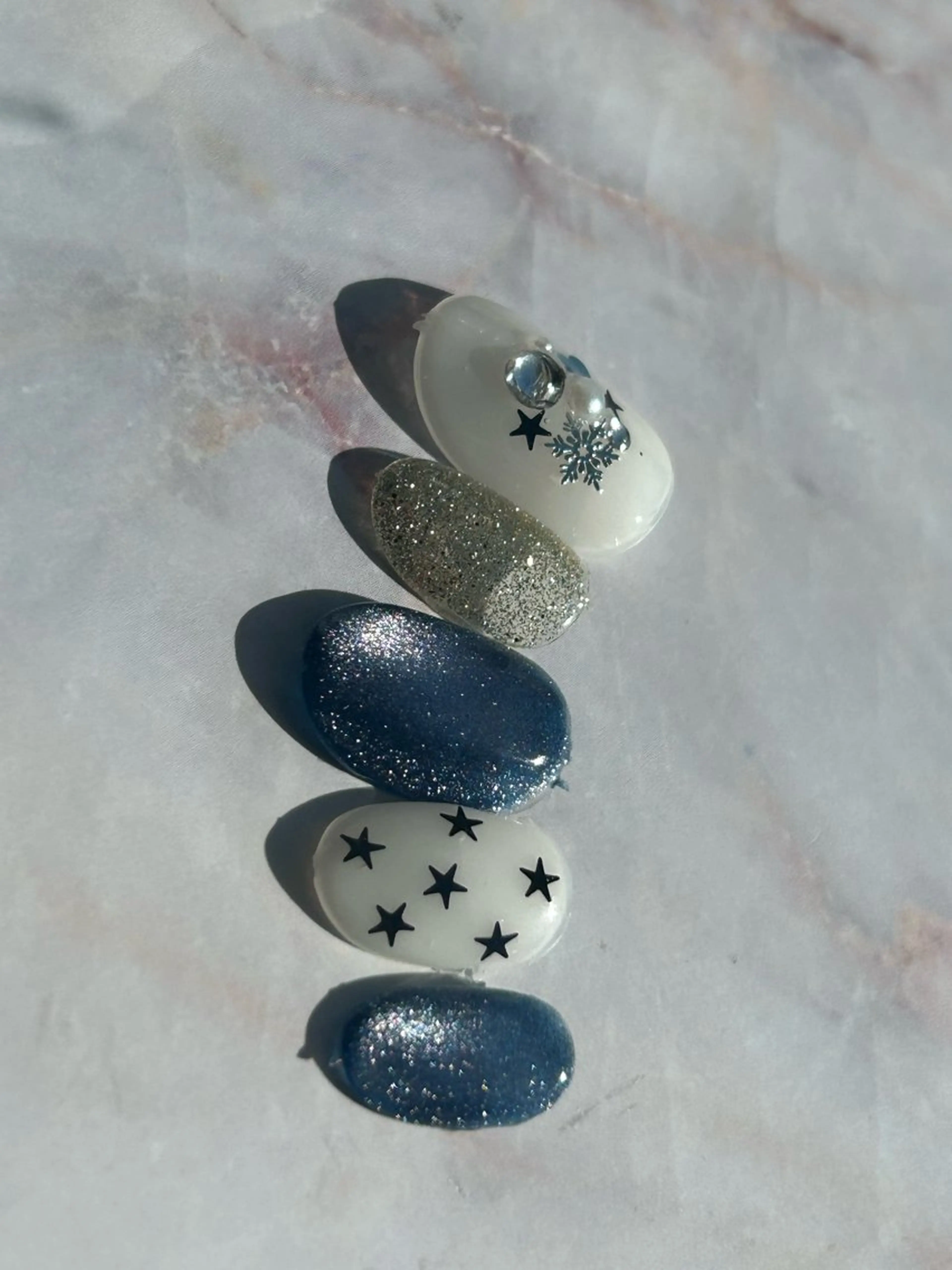 ネイル ブルー マグネットネイル Takagi tomokoのネイルデザイン