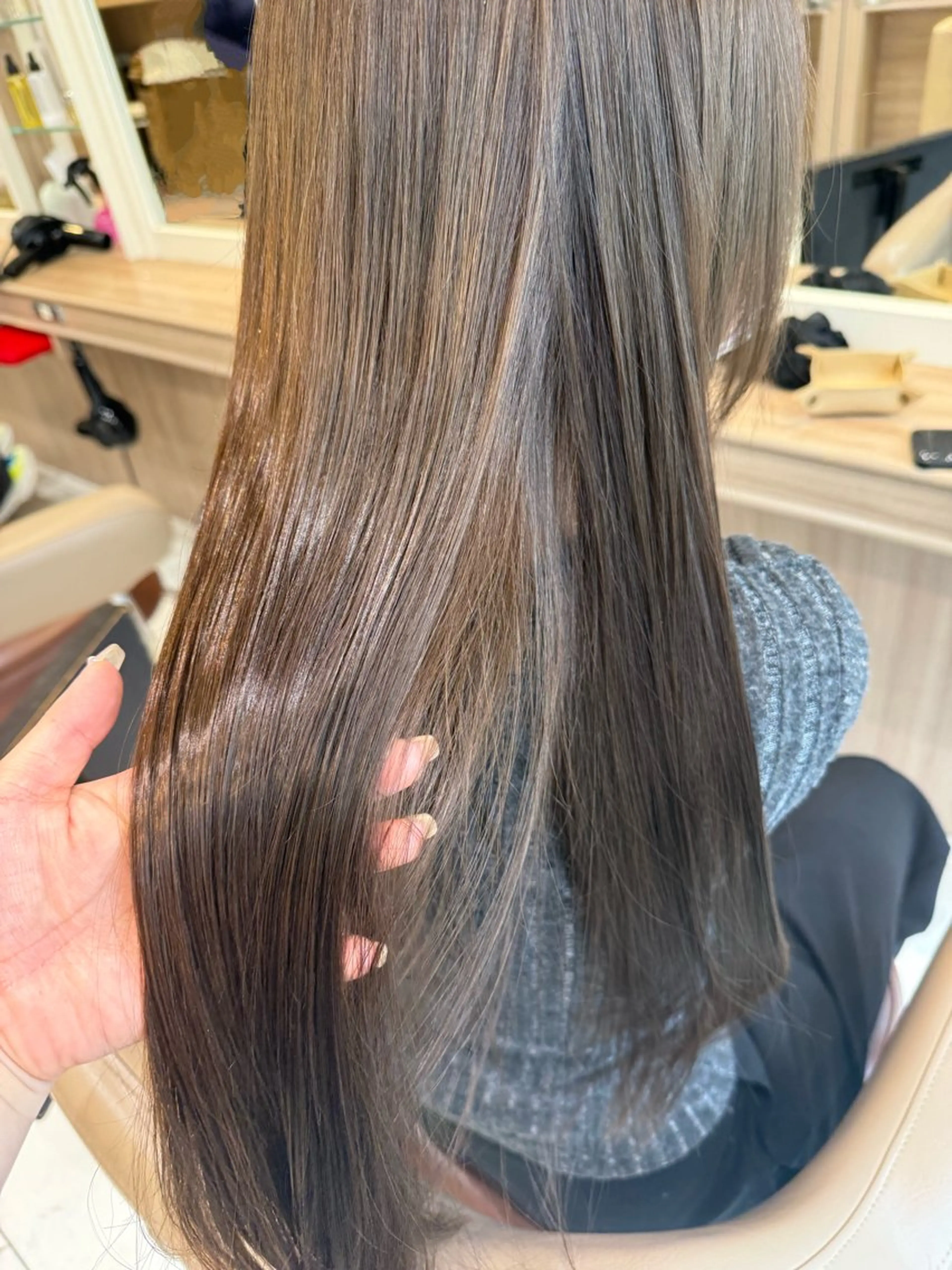 ロング カラー カット ヘアカラー トリートメント 韓国ヘアメイク🎀/ 縮毛矯正✨山本媛香のヘアスタイル