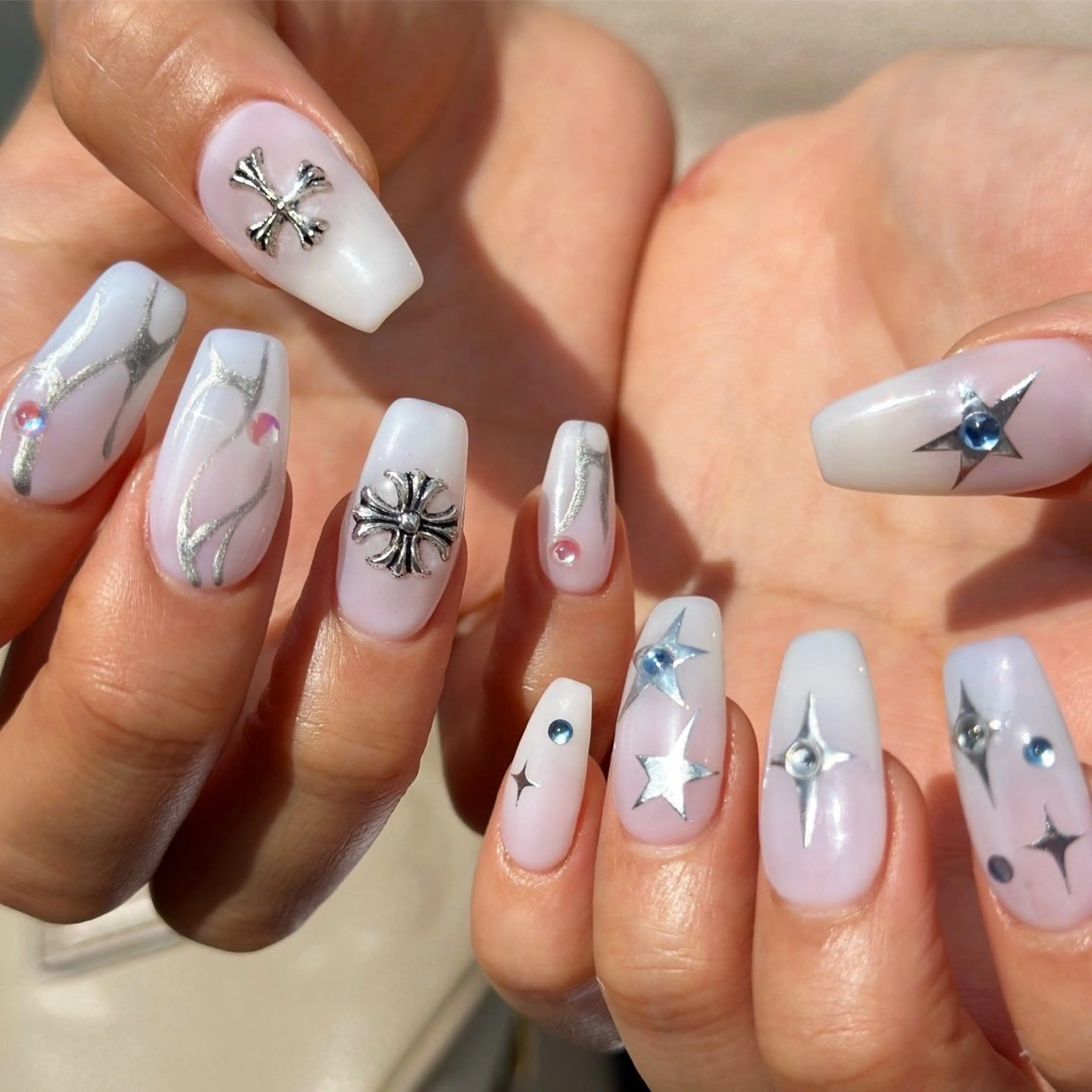 ネイル ハンドネイル risol. NAILのネイルデザイン