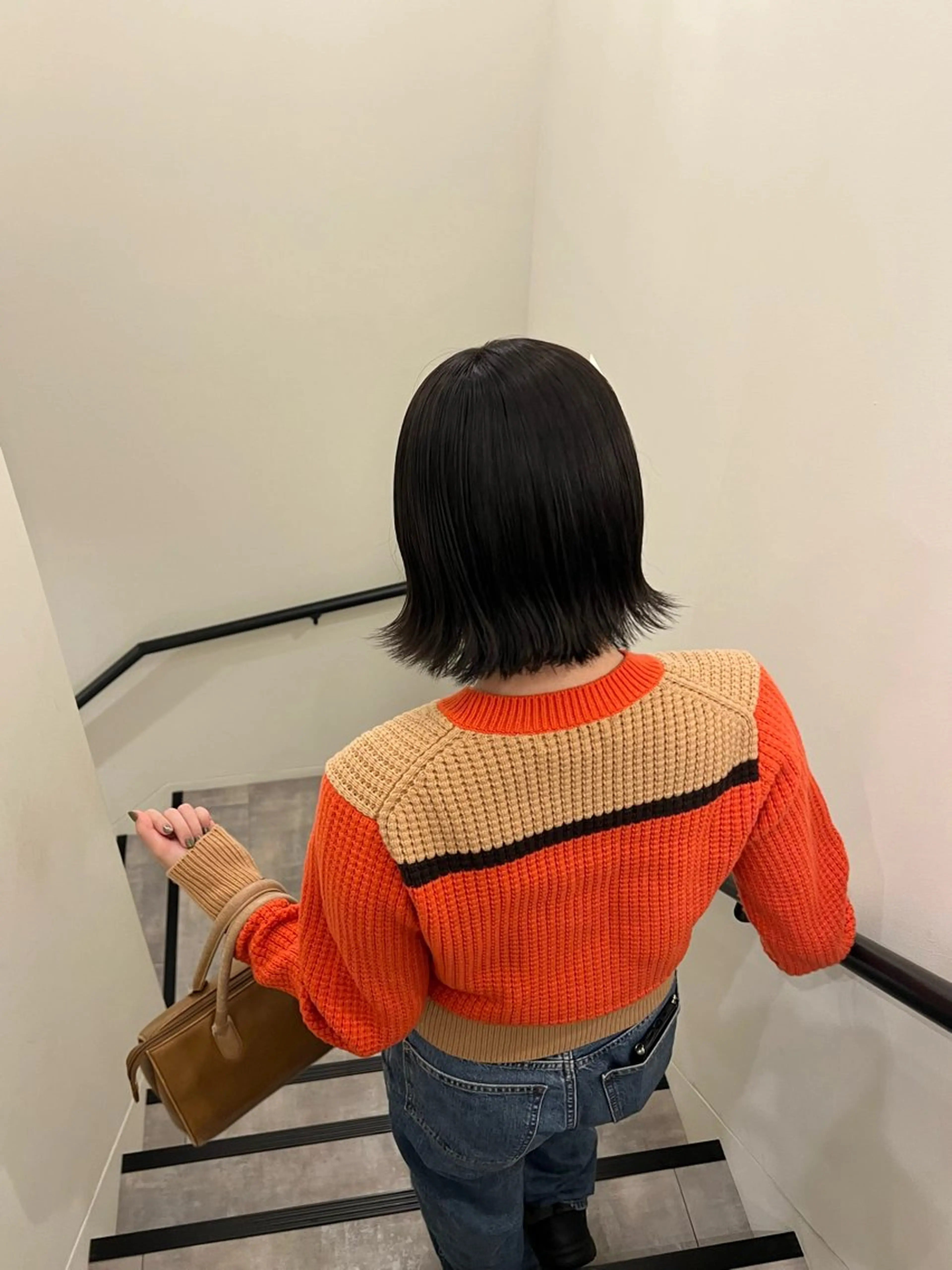 ミディアム カラー 内沼 恵留菜のヘアスタイル