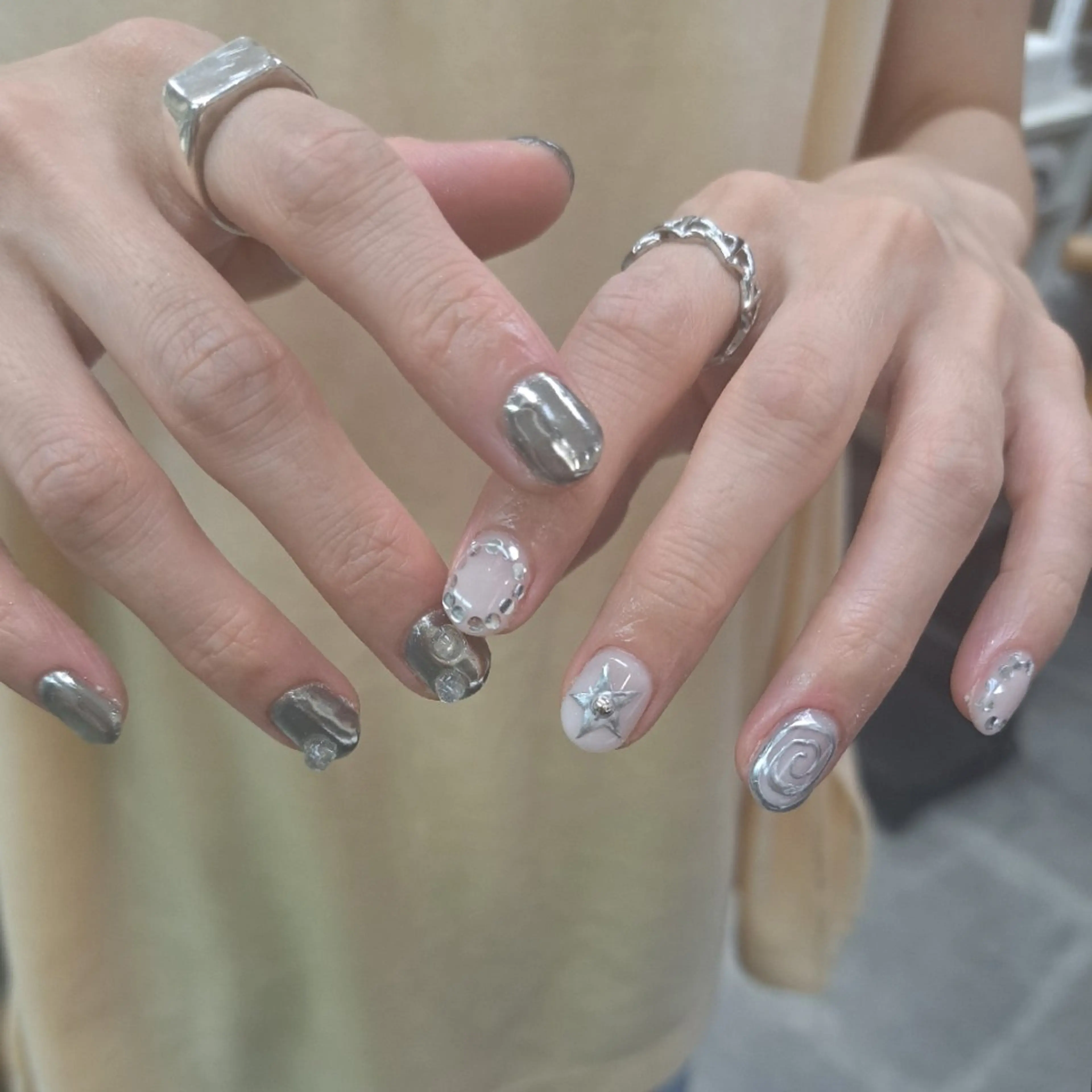 ネイル Nail mood デザイン持ち込みokのネイルデザイン