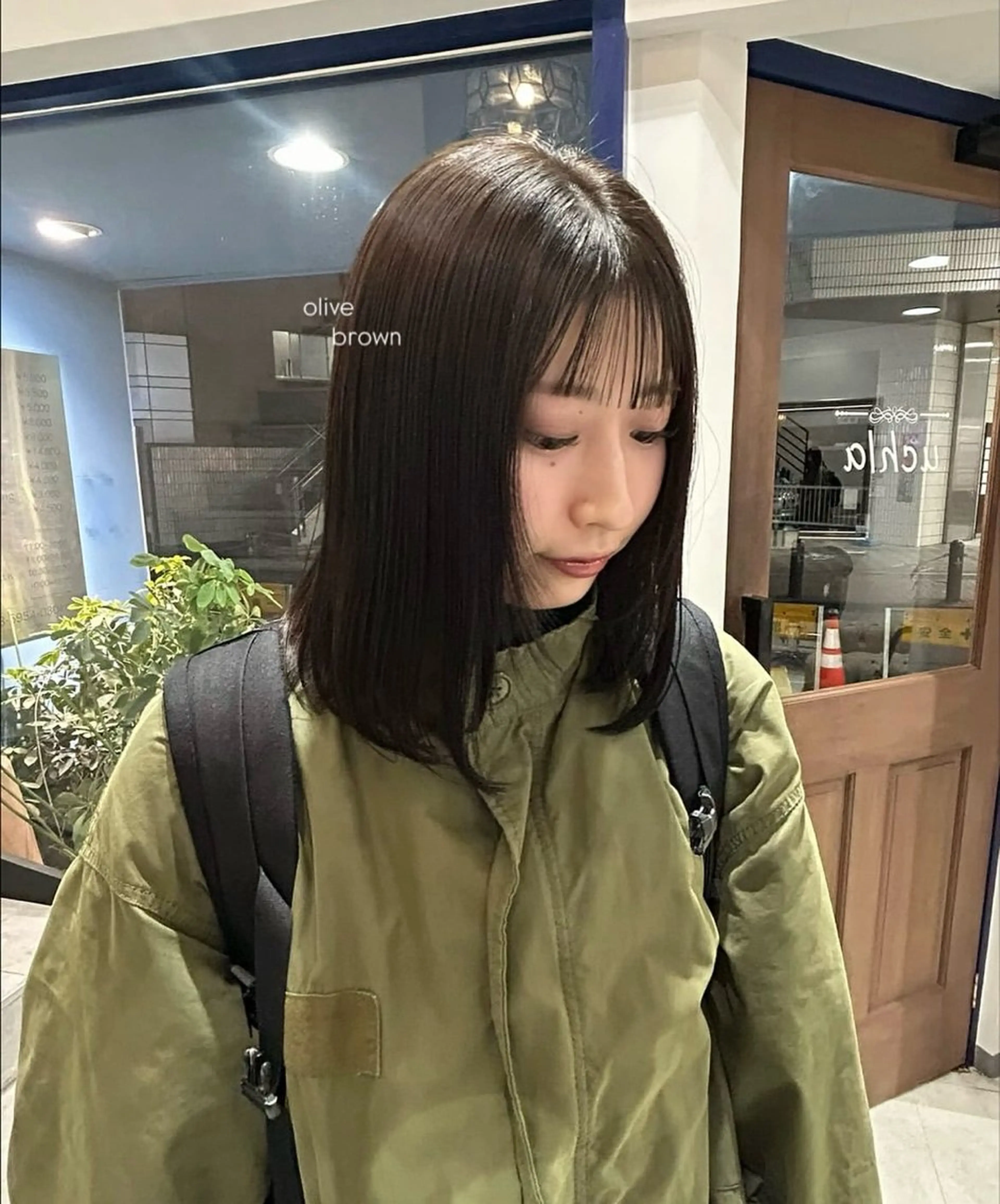 ミディアム カット ヘアカラー hana _のヘアスタイル