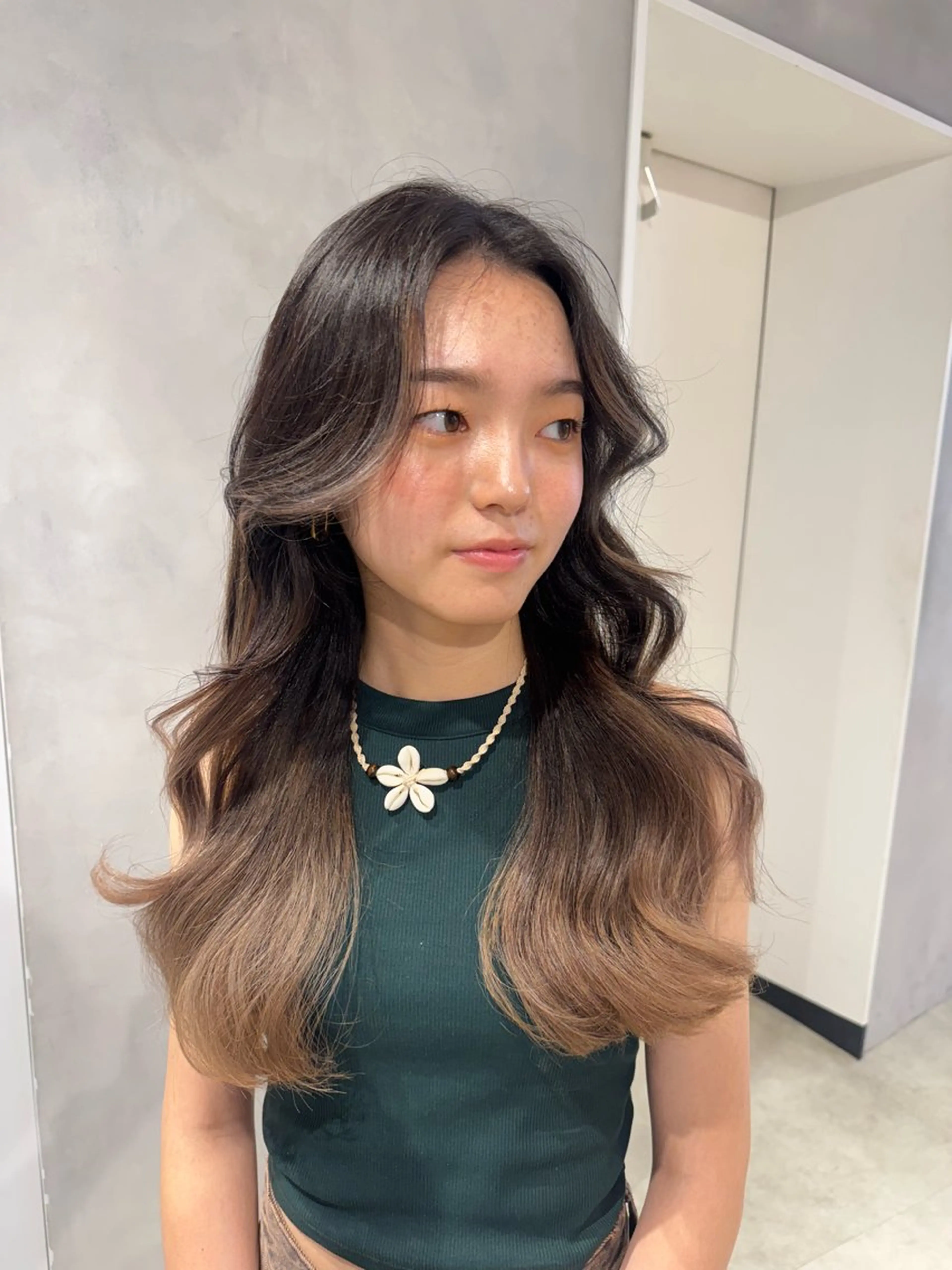 カラー カット ヘアカラー トリートメント 透明感カラー✨艶髪 制作🌱山根あゆみのヘアスタイル