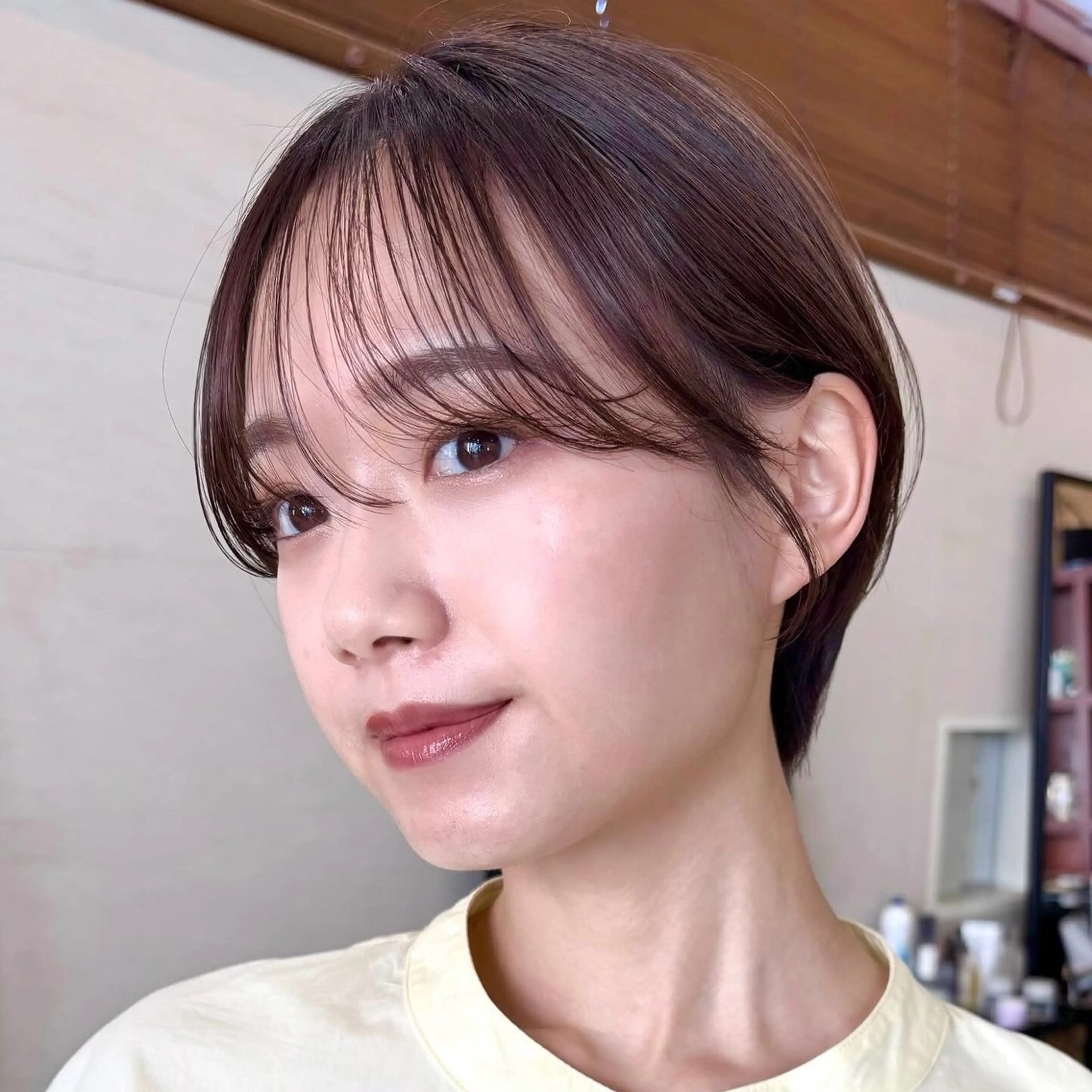 ショート カラー 丸みショート ブラウンカラー ショートヘア 顔まわり🥨レイヤー /透明感/水口舞奈のヘアスタイル