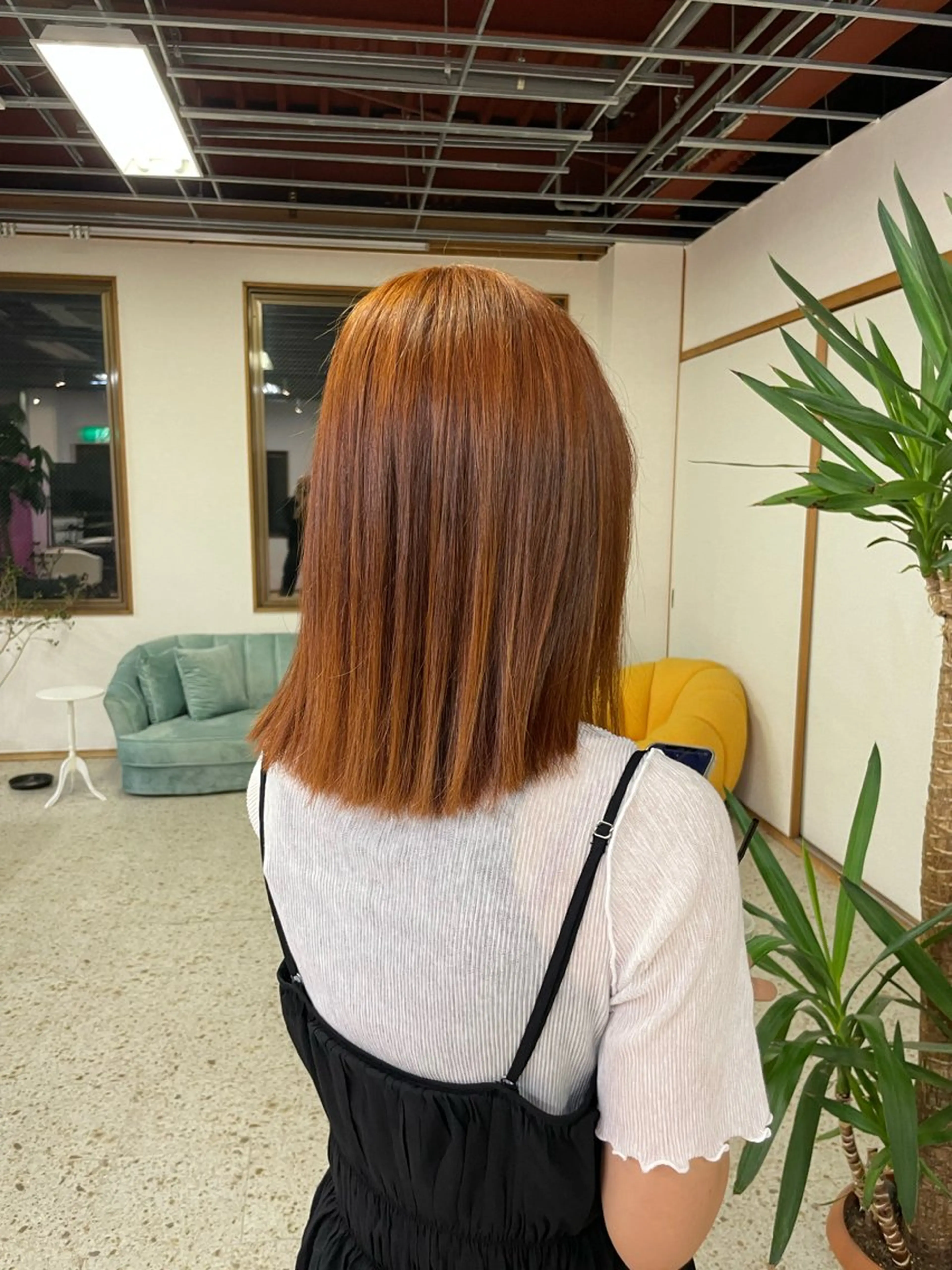 ミディアム オレンジブラウン 渡邉 怜のヘアスタイル