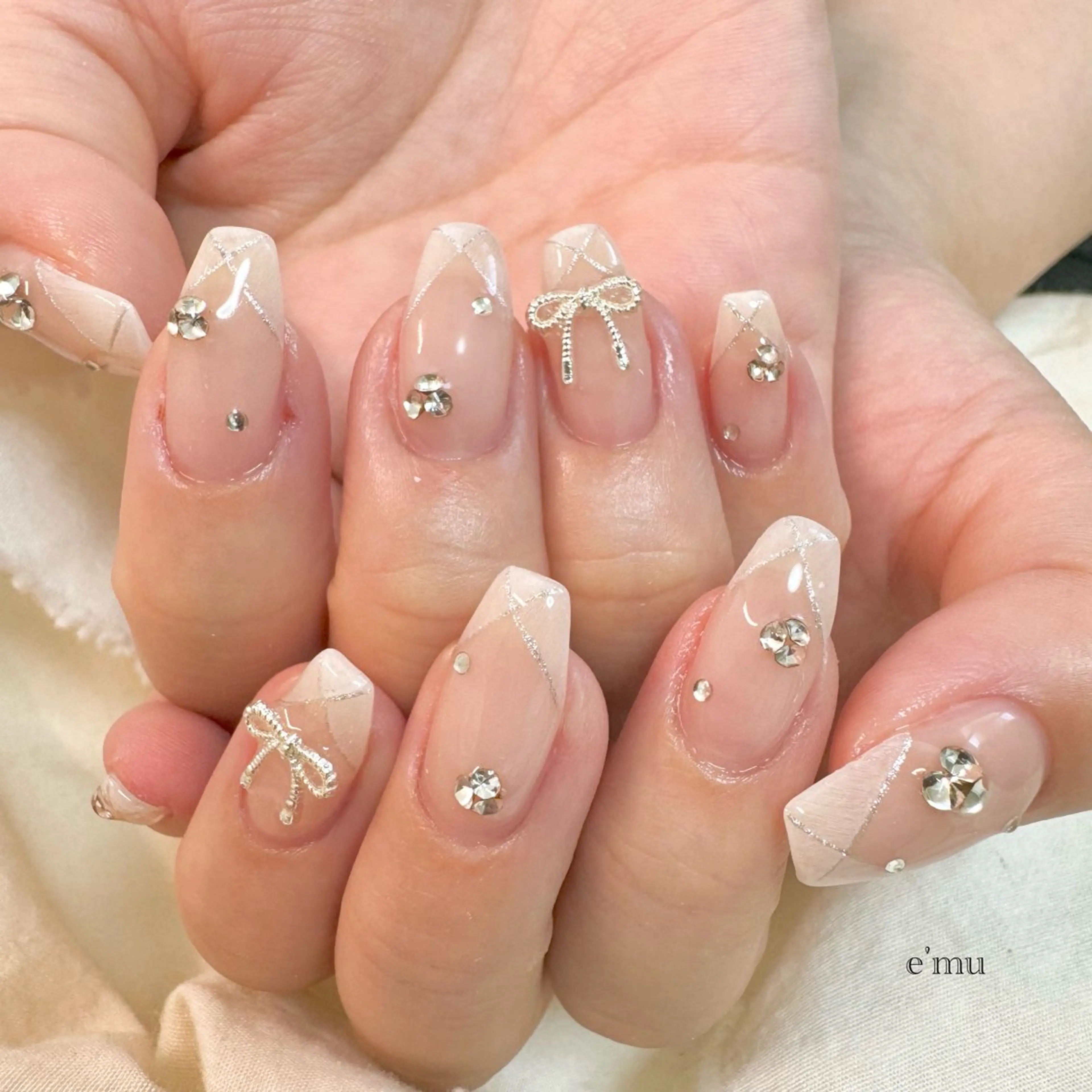 ネイル ワンホンネイル ハンドネイル nail salon e'mu💐のネイルデザイン