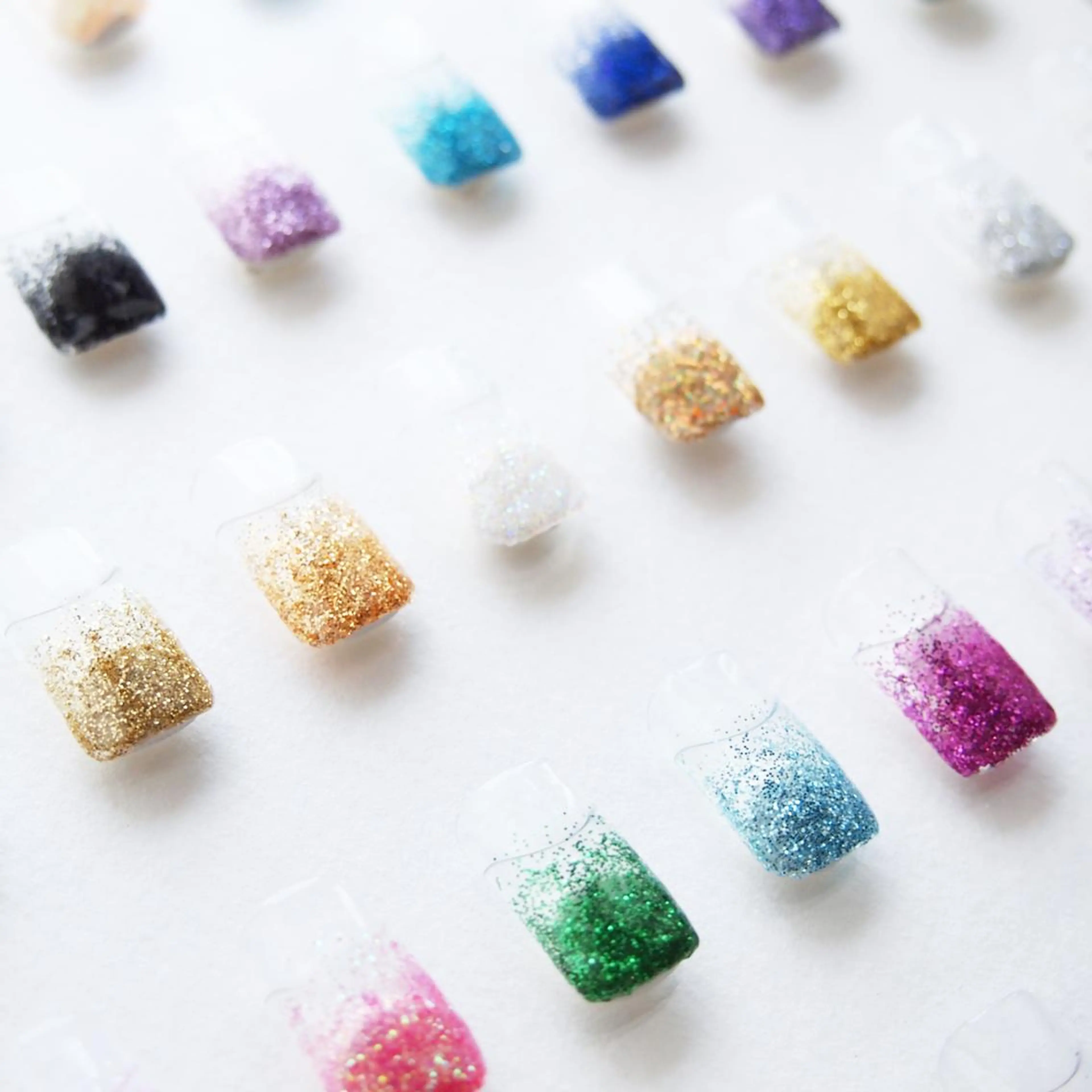 ネイル 山田 麻衣のネイルデザイン