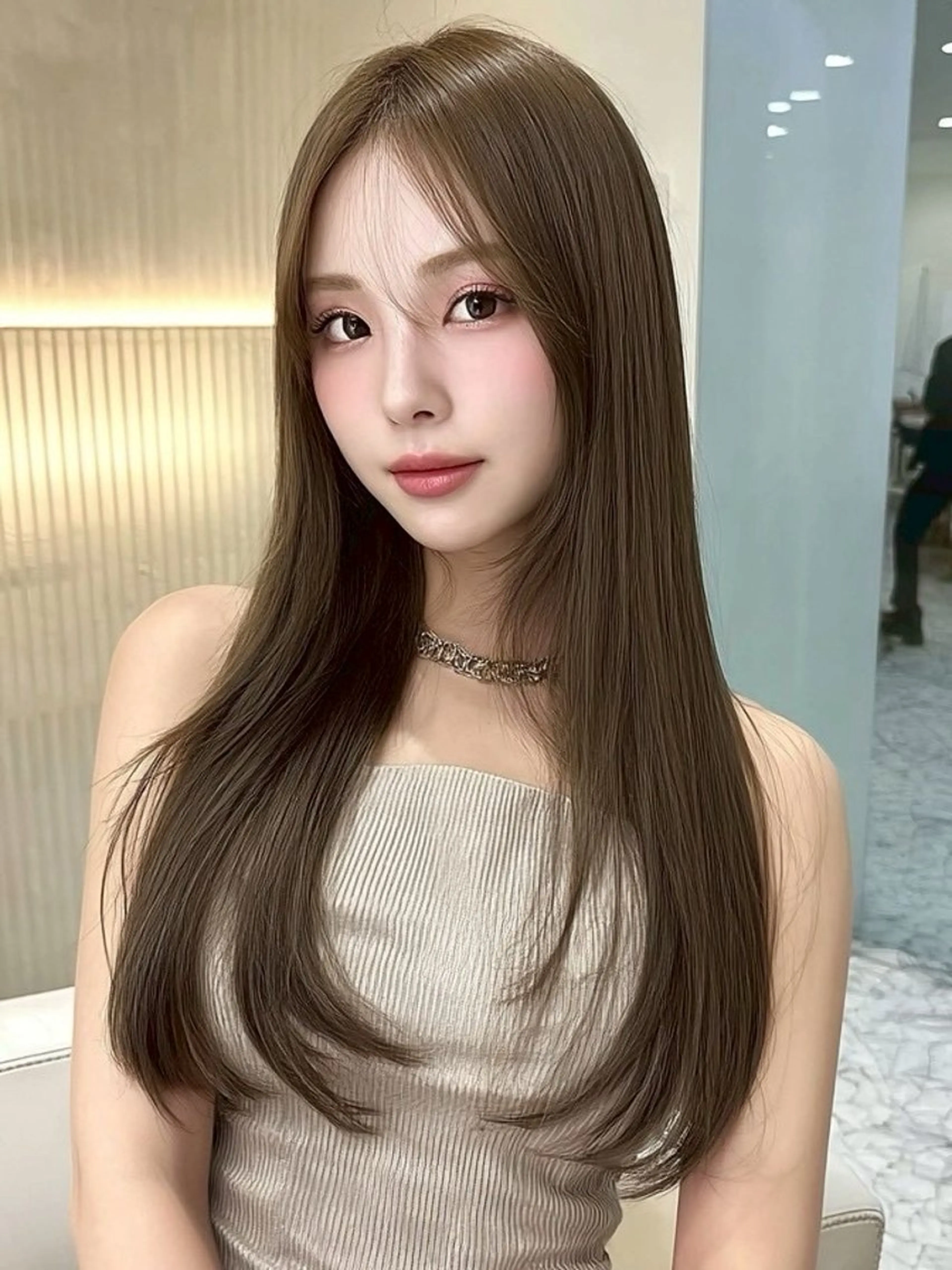 ロング カラー ヘアカラー 鍋島 美華のヘアスタイル