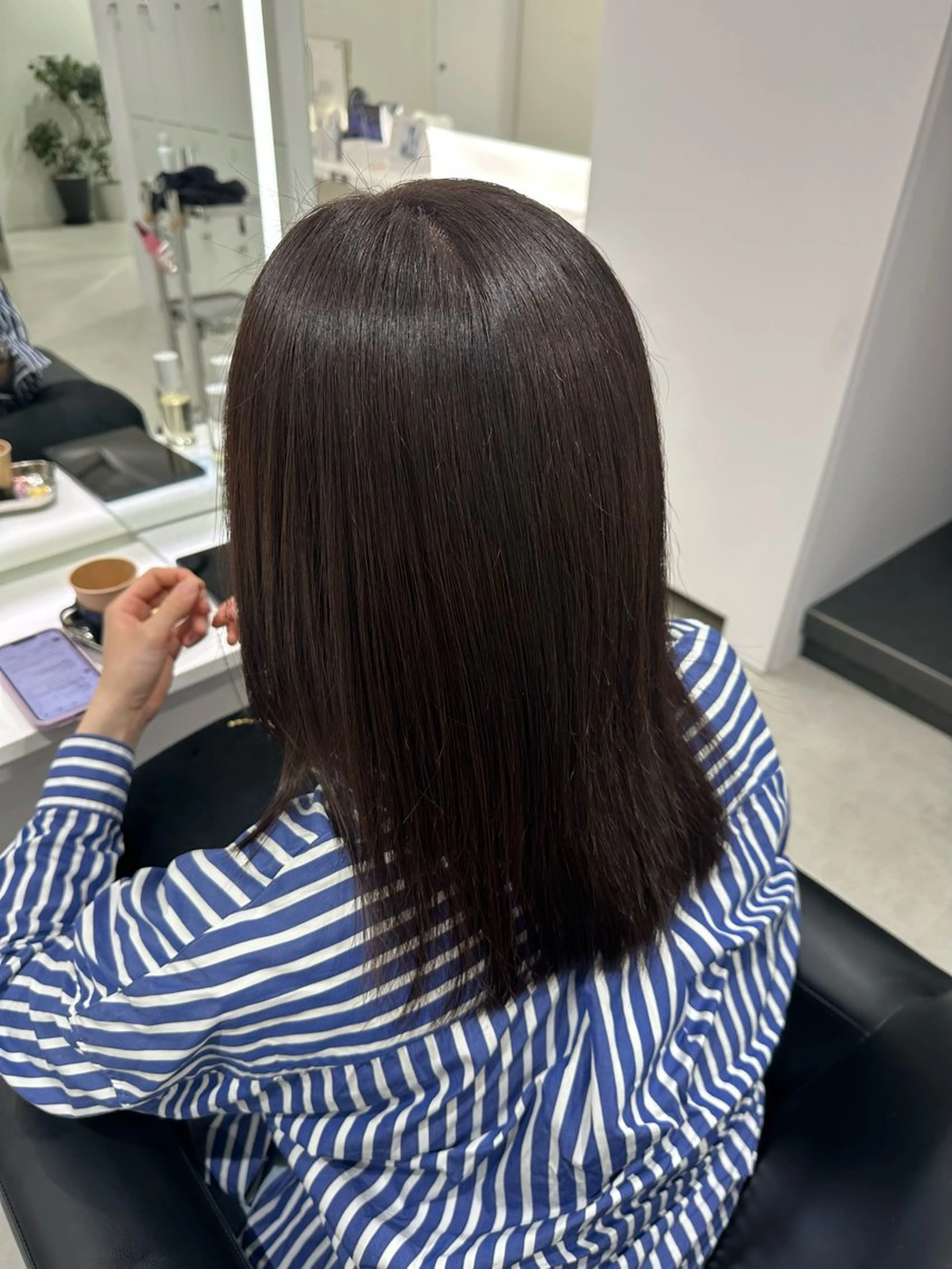 セミロング ラベンダーベージュ ヘアカラー トリートメント ヘアセット やま/トレンドカラー /カットのヘアスタイル