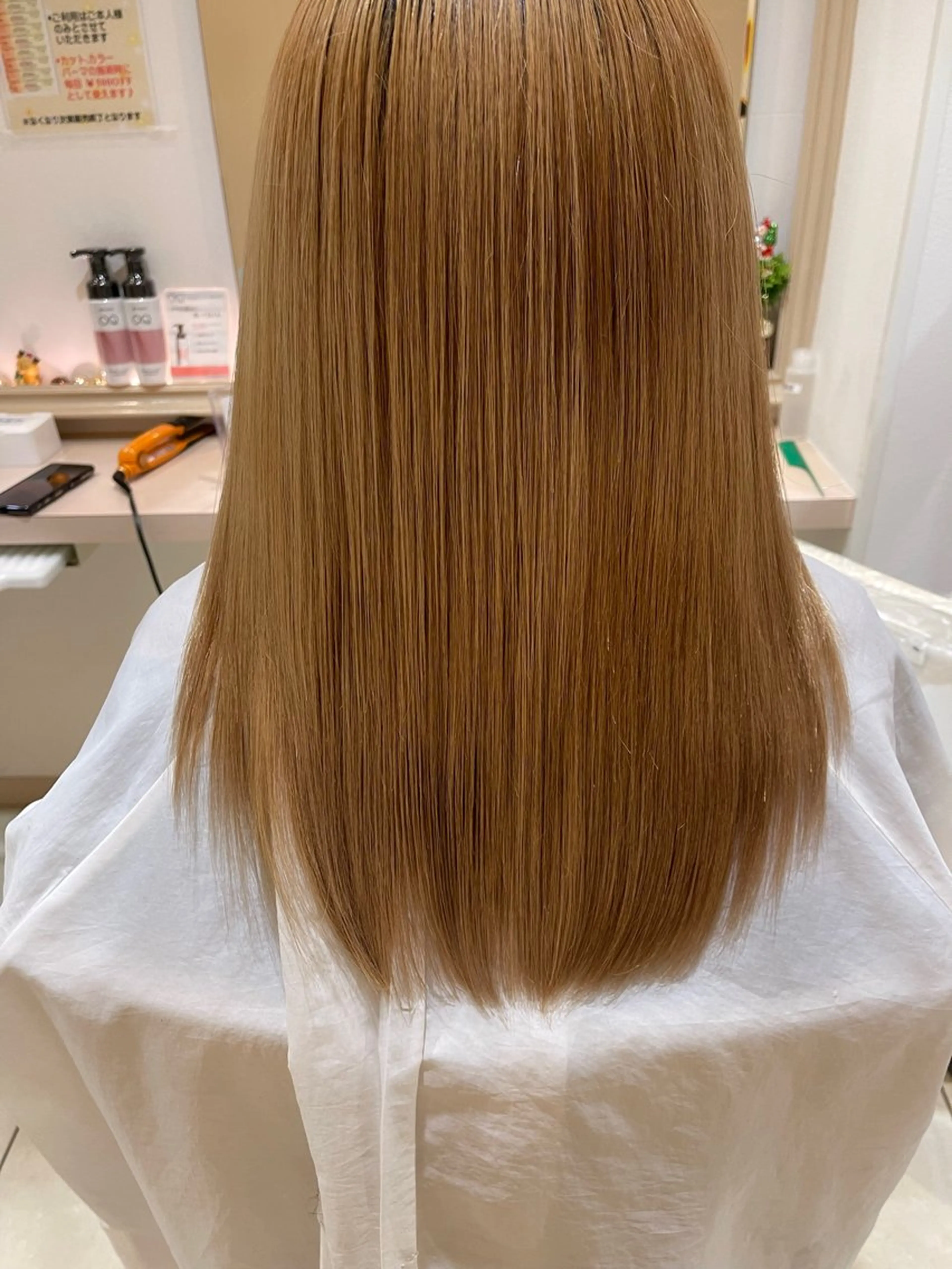 セミロング 縮毛矯正 トリートメント 🪽羽エク/Ash 店長/折目奈央🪽のヘアスタイル