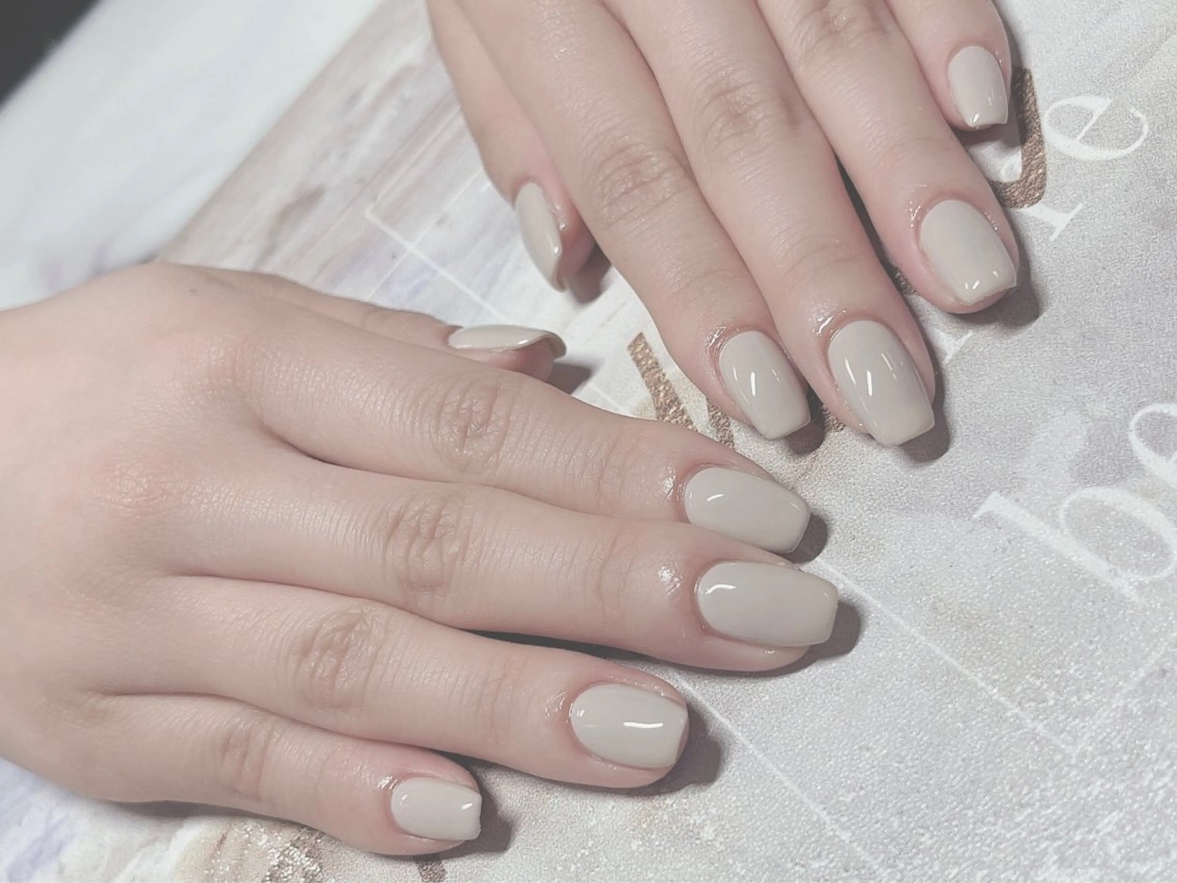 ワンカラ¥4580/  200色有ります。の写真