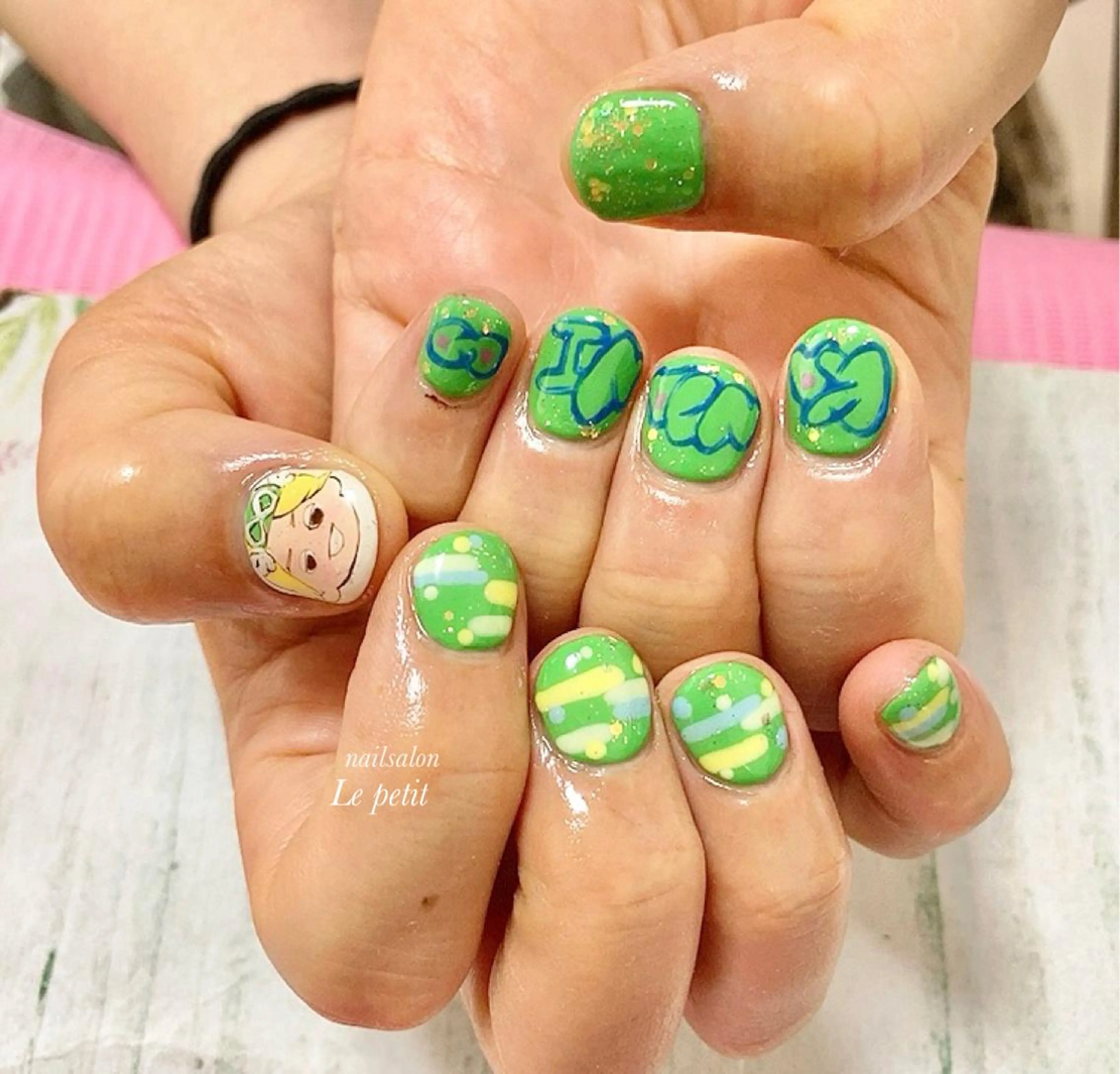 ネイル 石野 広佳のネイルデザイン