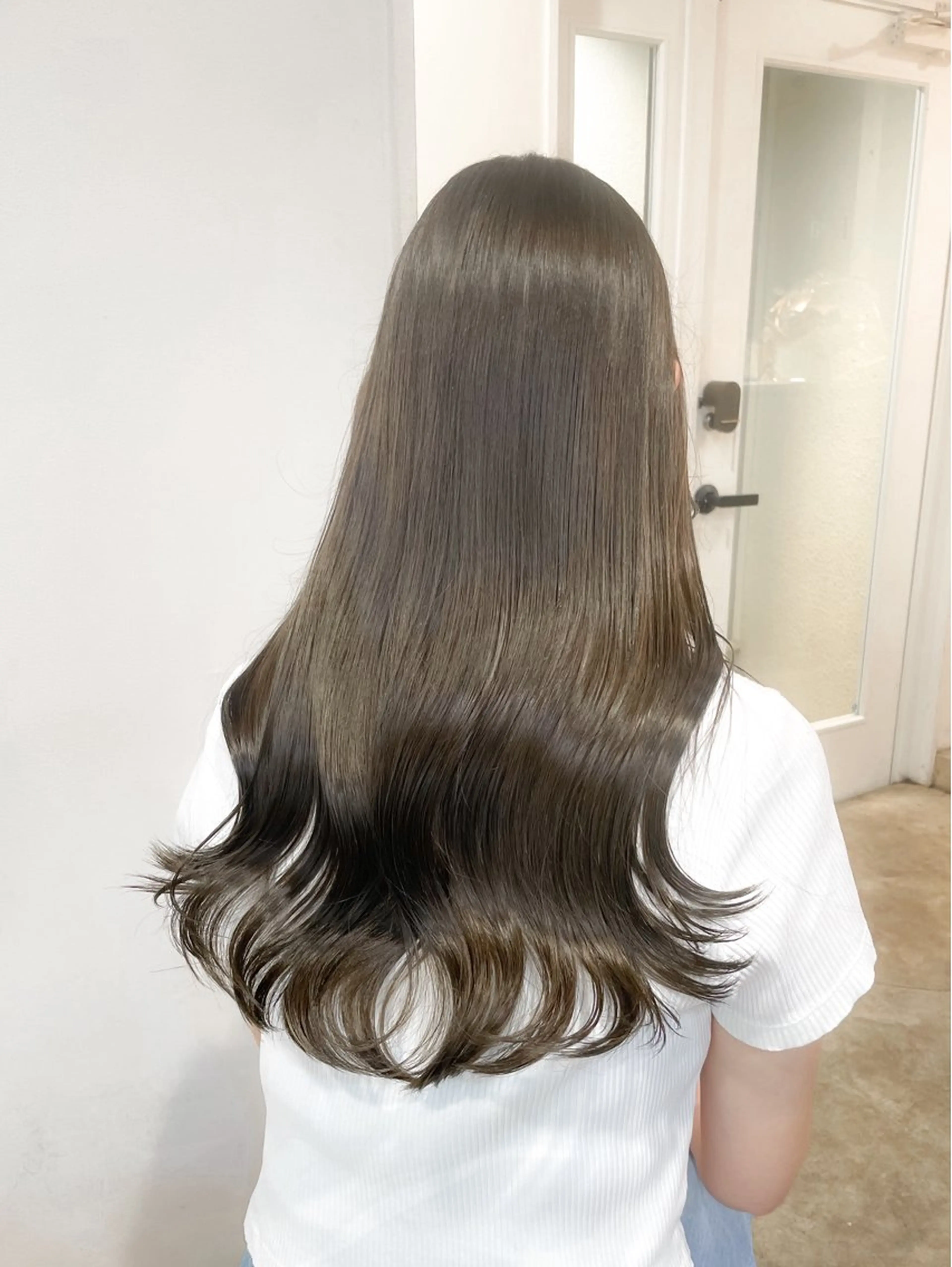 ミディアム カラー ミディアム/顔周り/ ベージュ🌼mayuのヘアスタイル