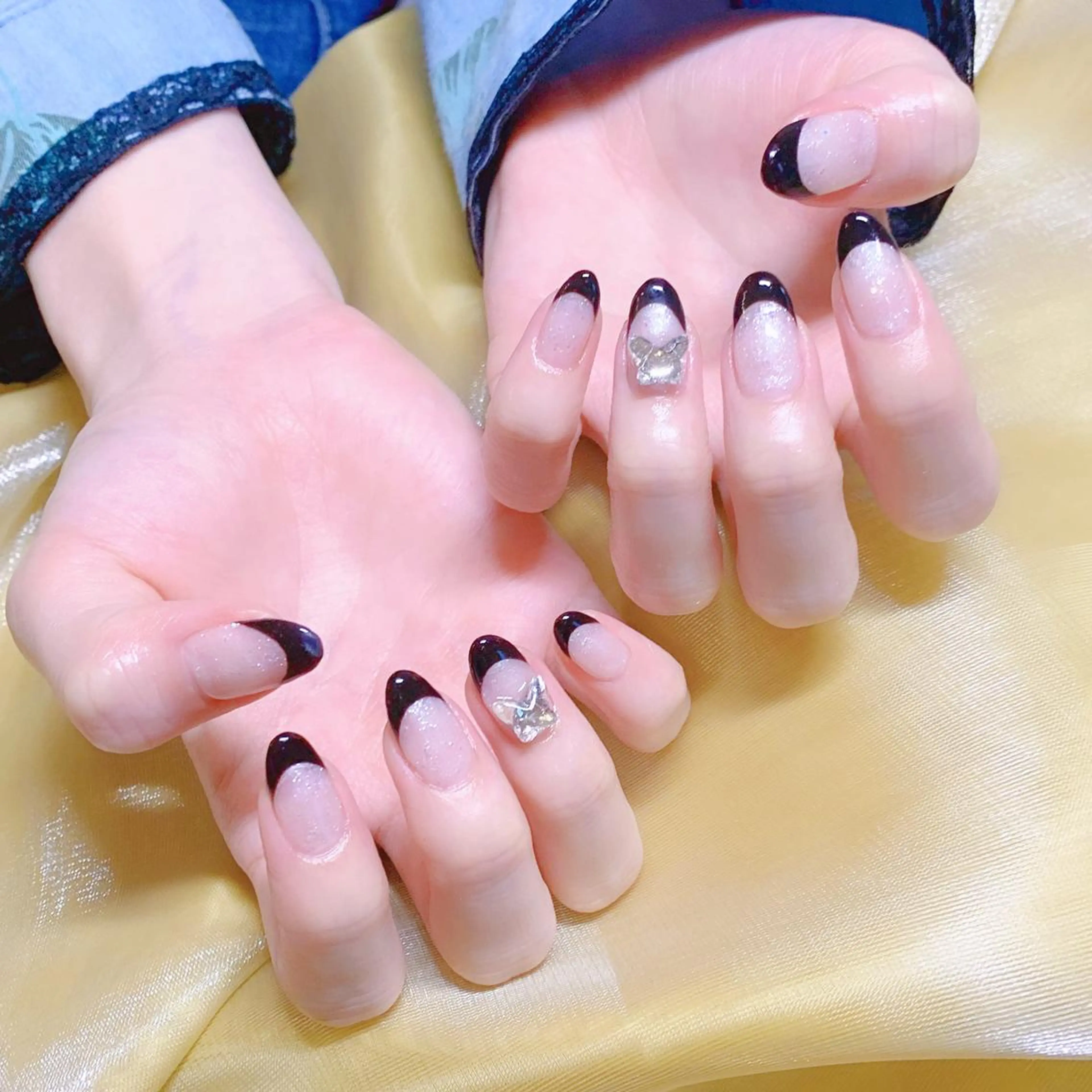 ネイル オーロラネイル フットネイル フレンチネイル ジェルネイル 韓国ネイル 【ENサロン】 Rei🎀Nailのネイルデザイン