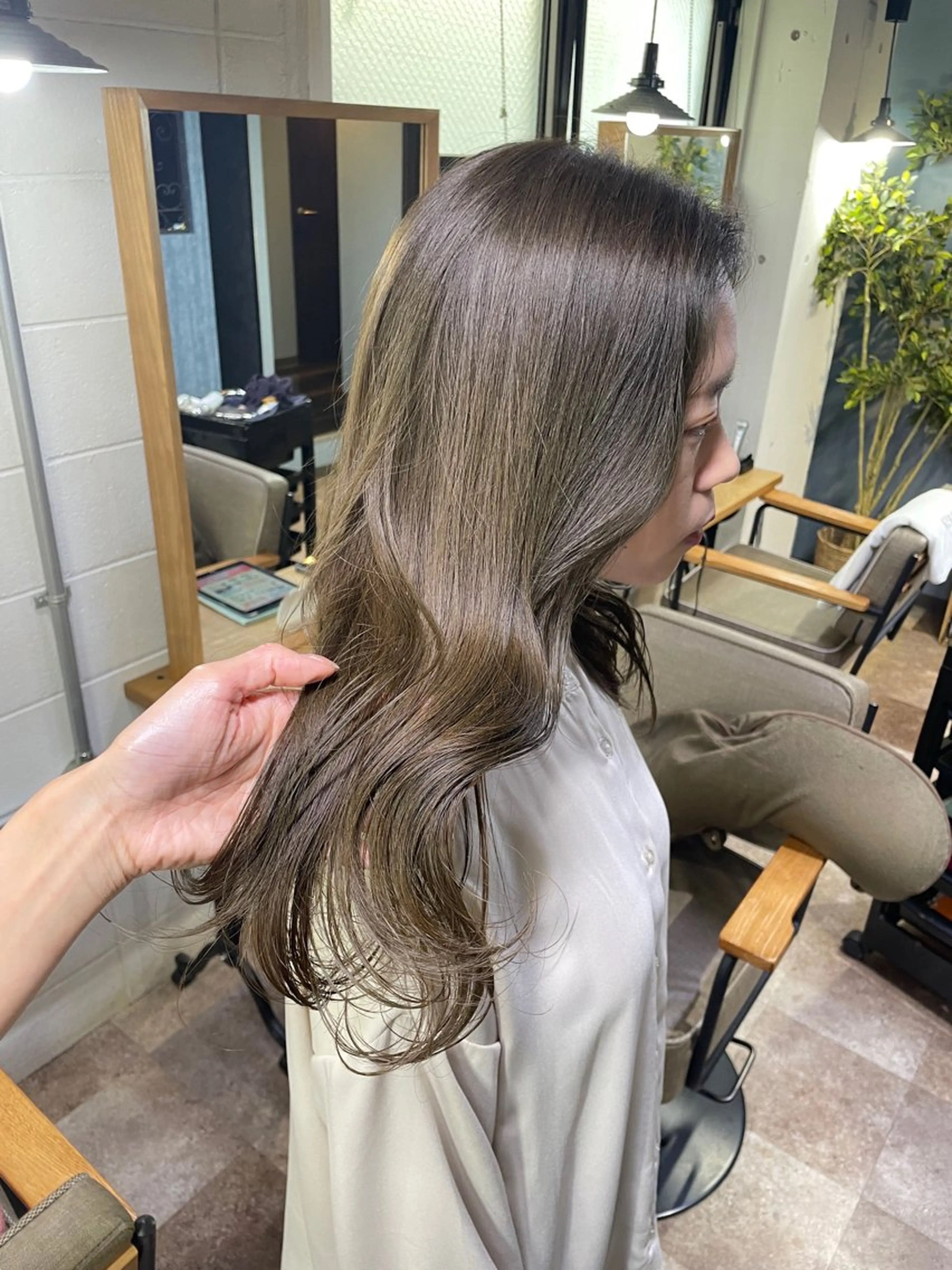 ロング カット ヘアカラー トリートメント 🫧透明感カラー 🫧しほのヘアスタイル