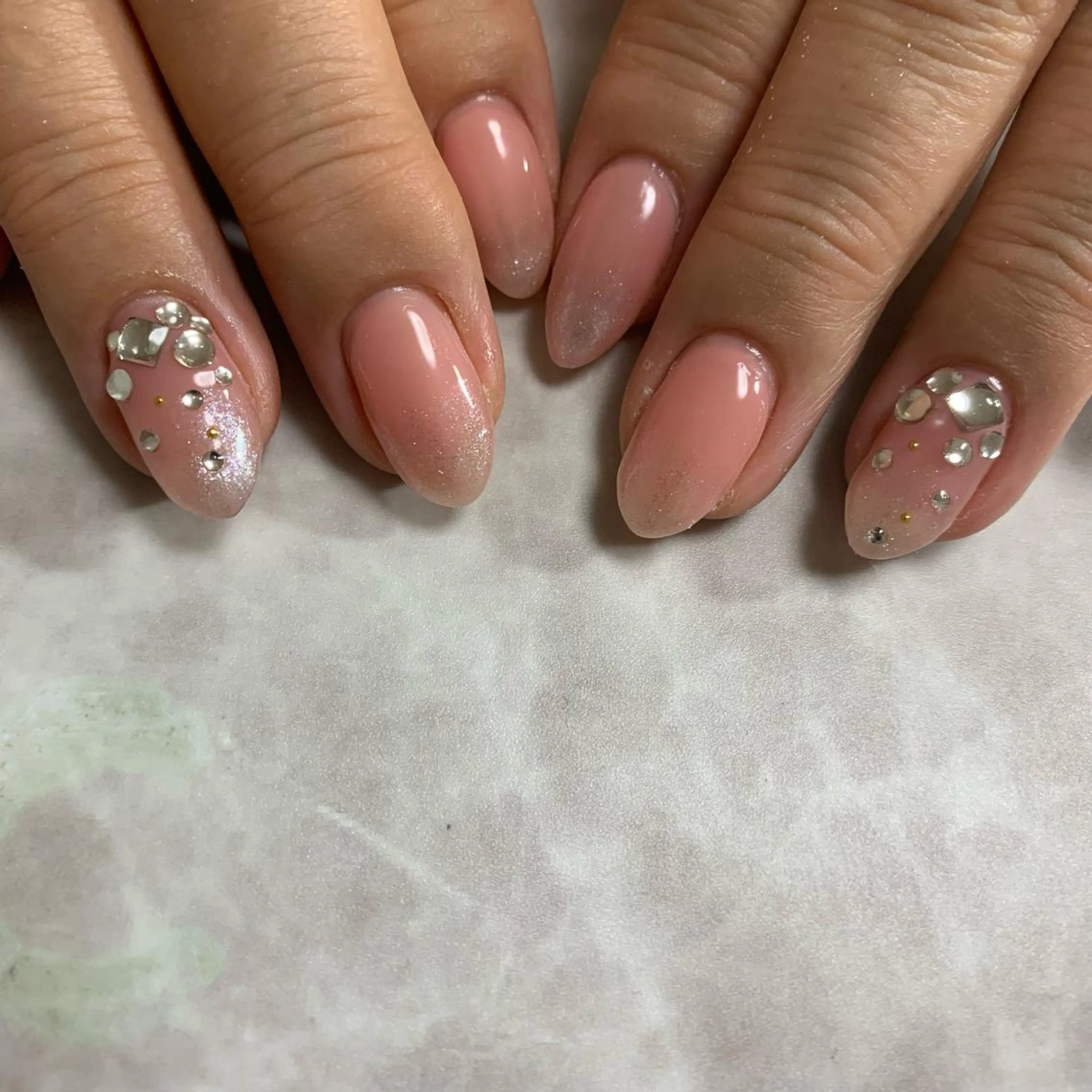 ネイル salon Hush Hushのネイルデザイン