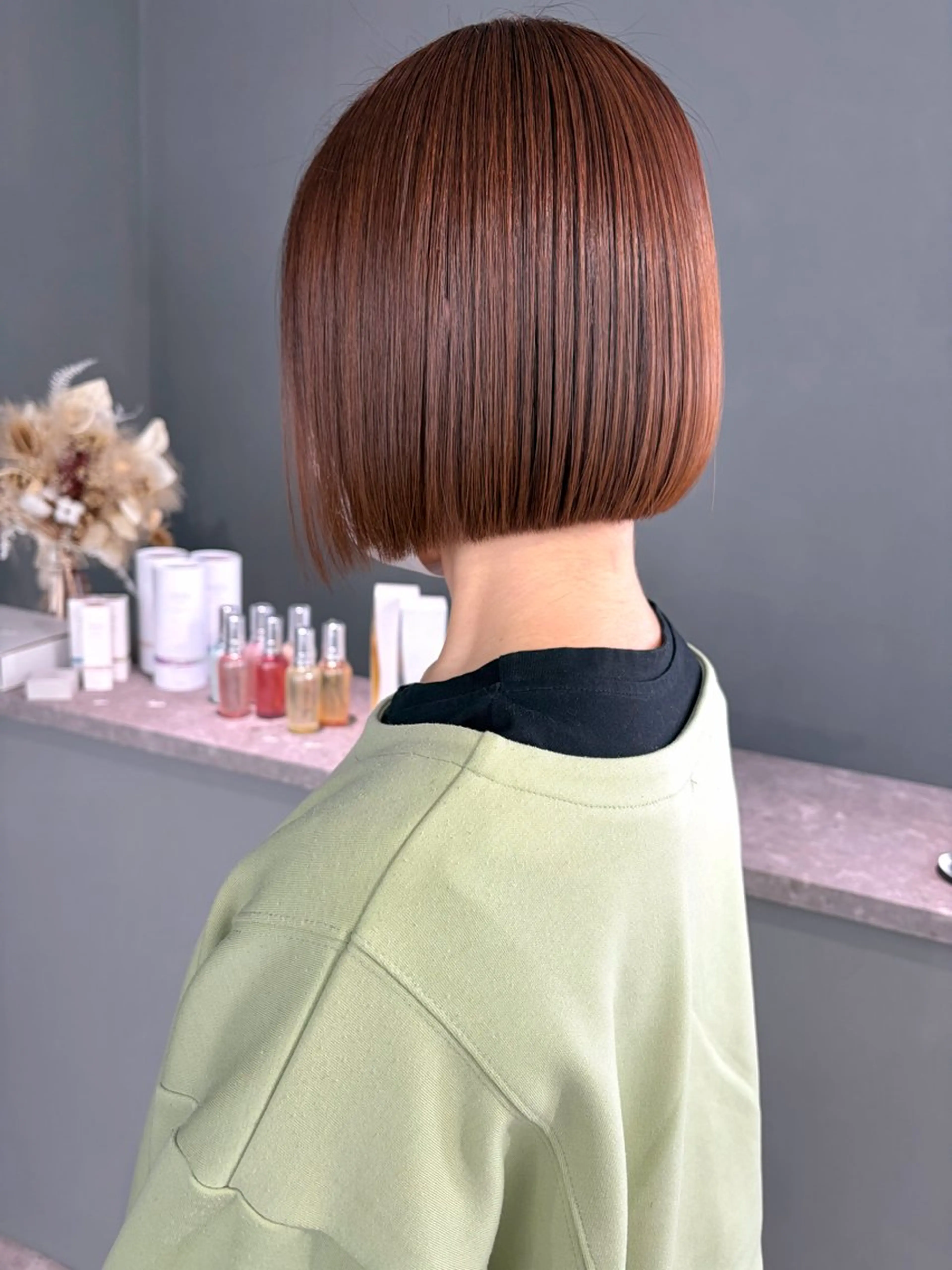 ショート カラー ボブ カット ヘアカラー トリートメント S. Hitomiのヘアスタイル