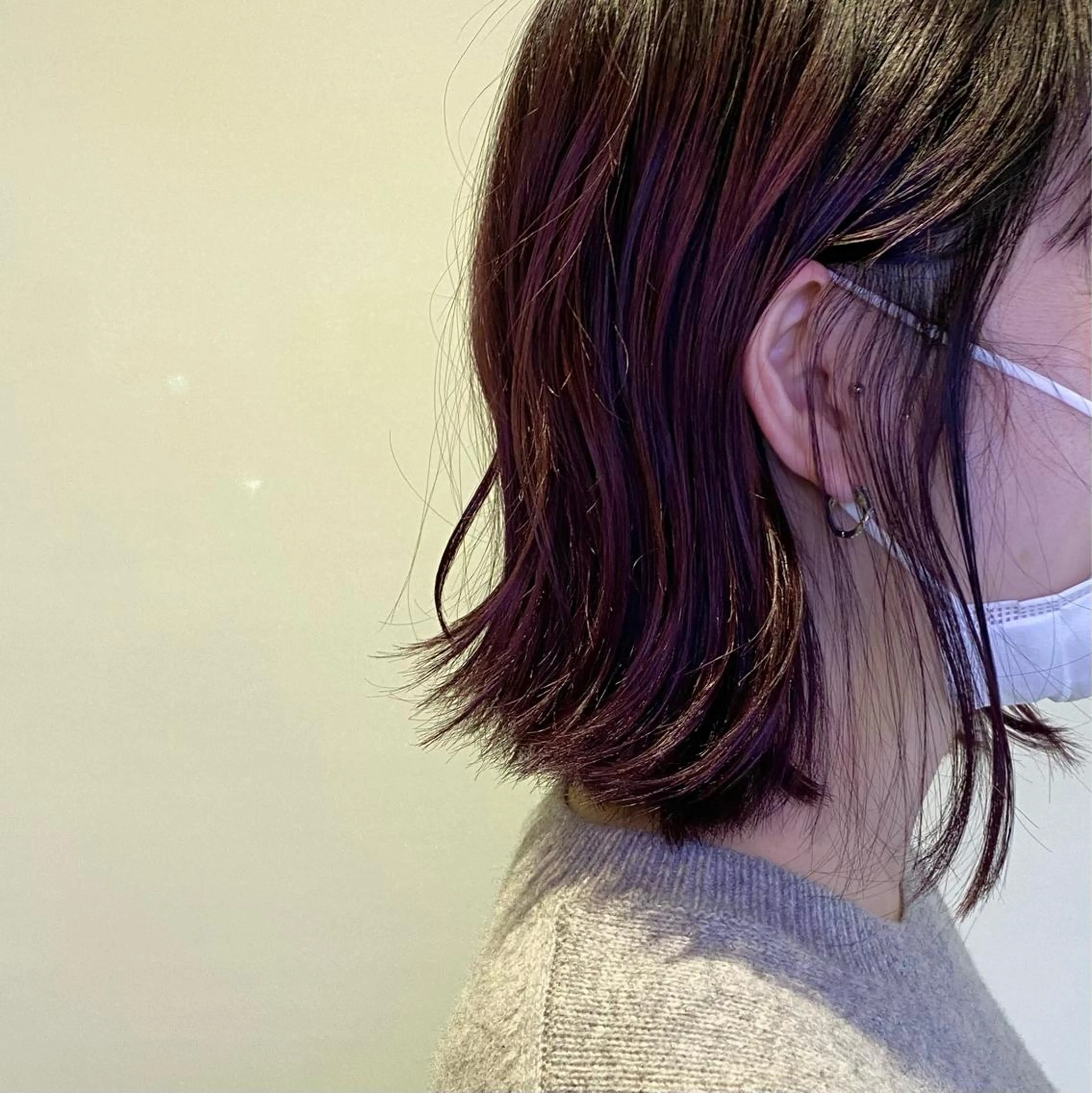 カラー 鶴谷 麻衣のヘアスタイル