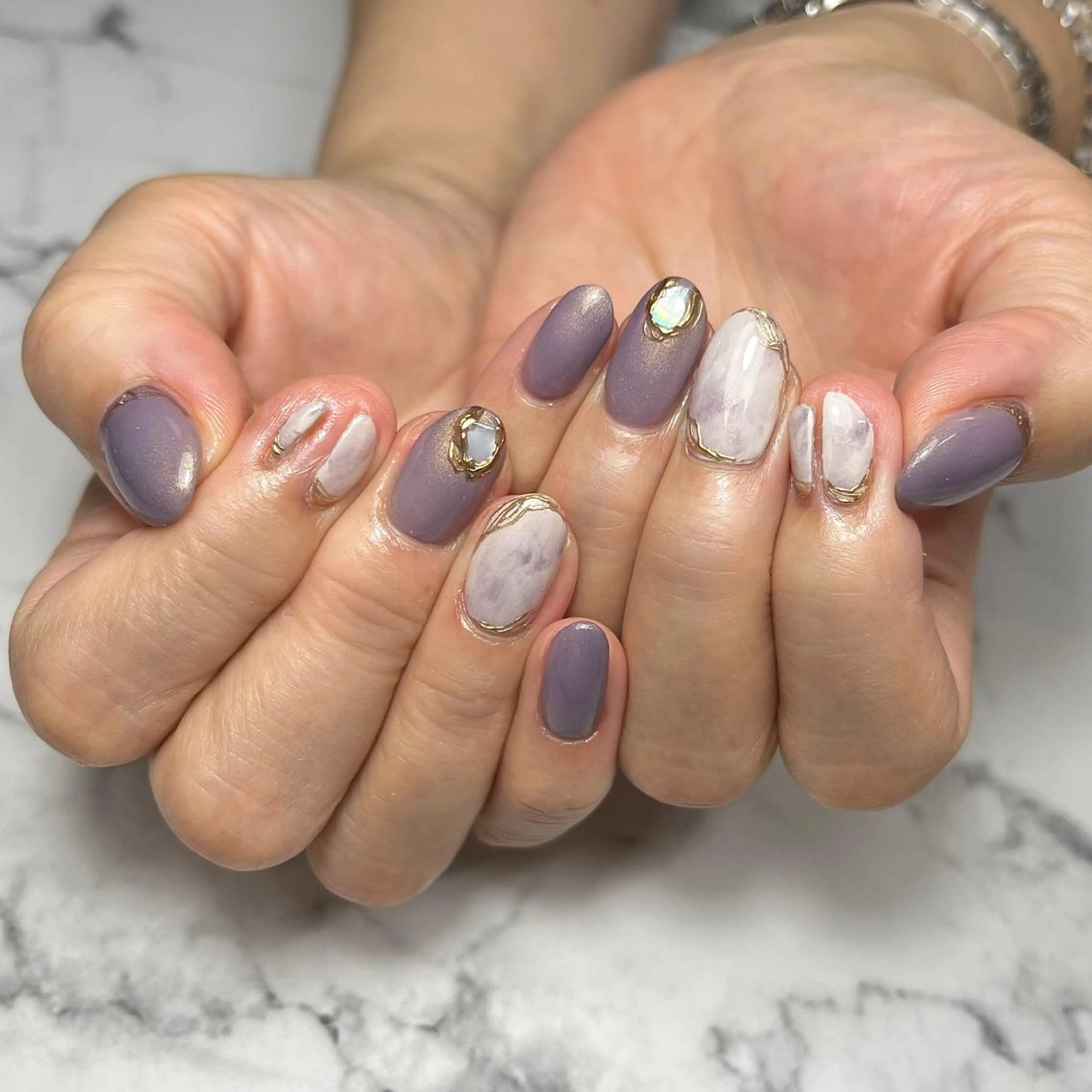 ネイル アートネイル ジェルネイル 氷ネイル・うるうるネイル 韓国ネイル 大理石ネイル(マーブル) ハンドネイル NAIL NOWのネイルデザイン