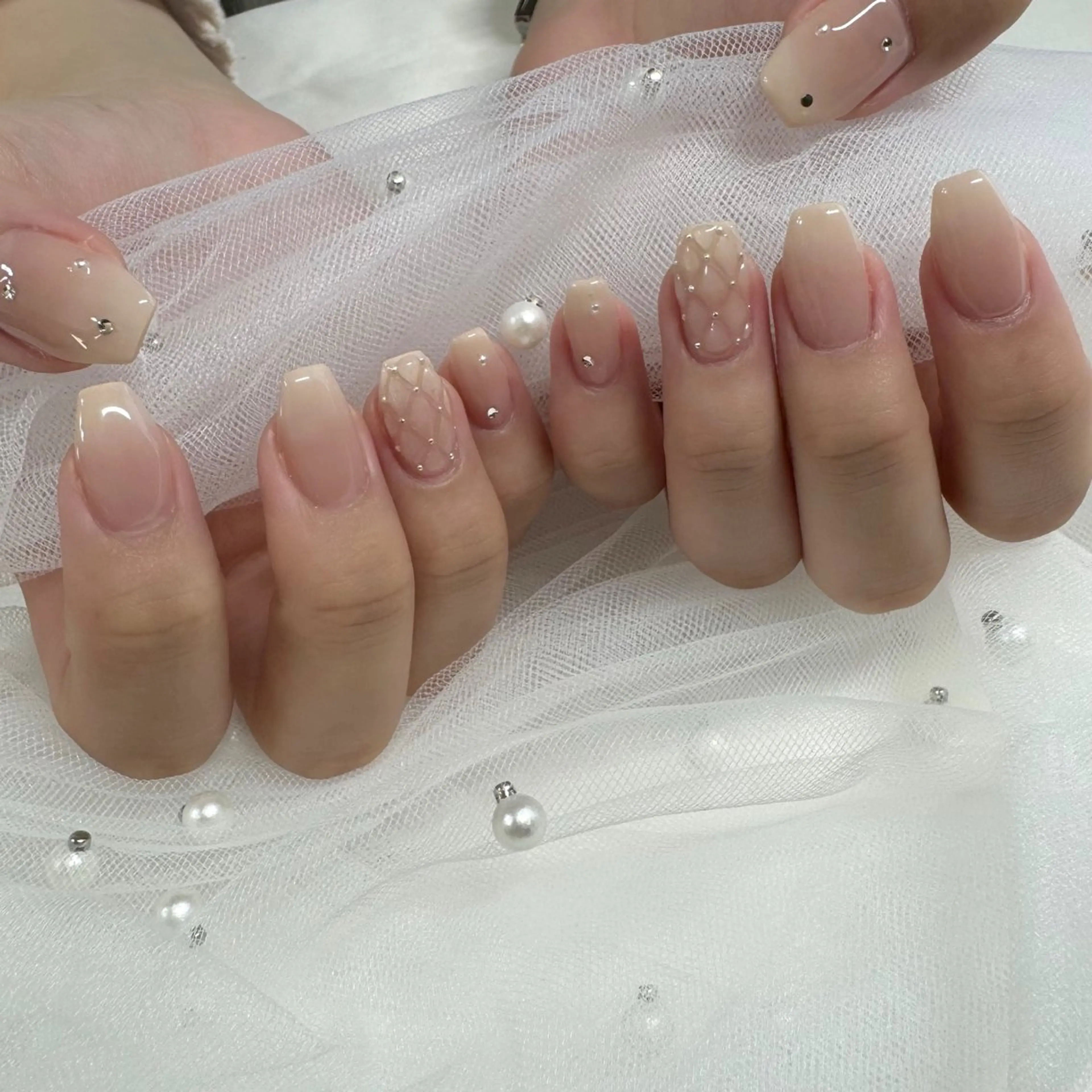 ネイル ジェルネイル 東 千夏のネイルデザイン