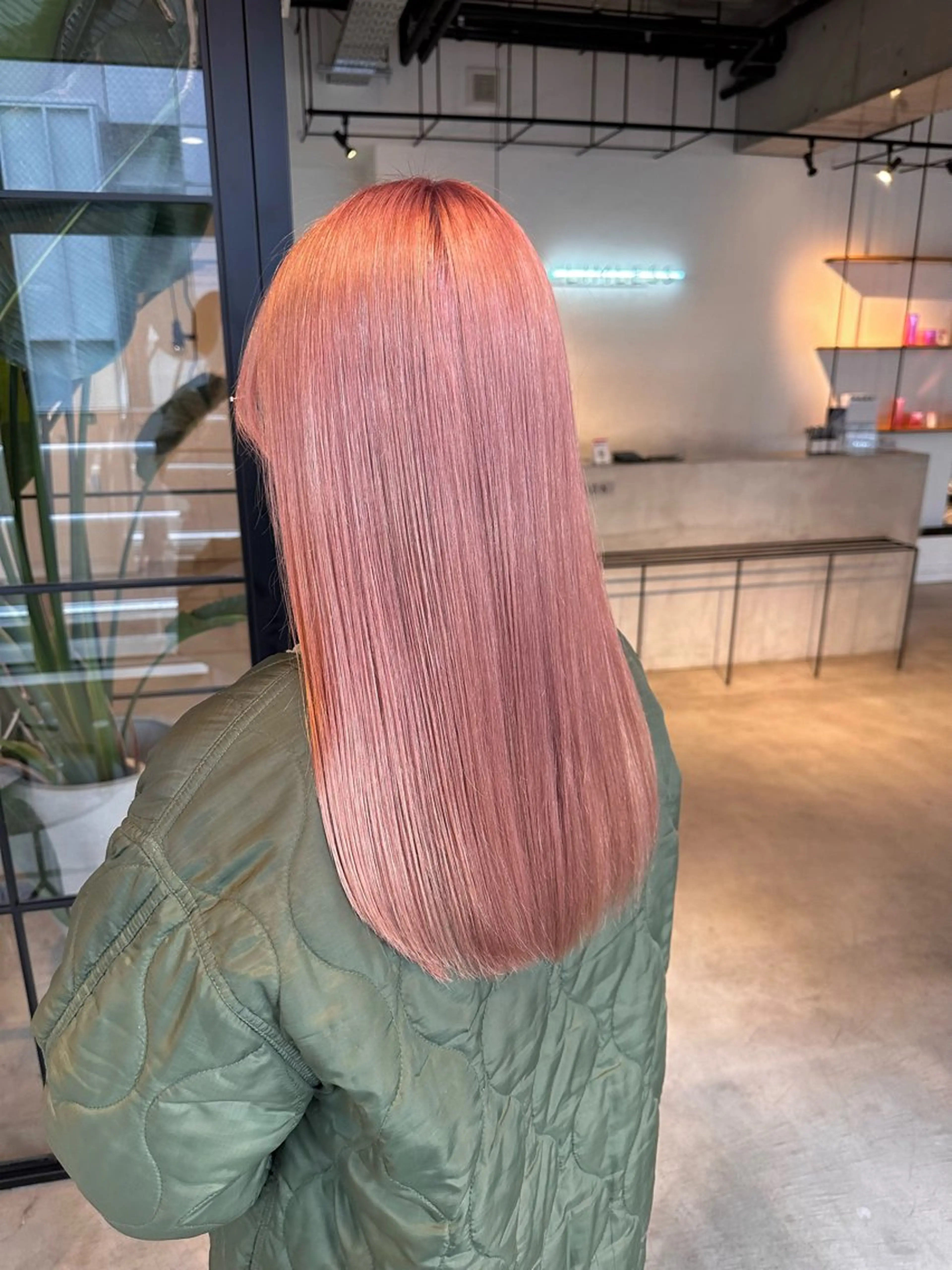 セミロング カラー ピンクベージュ/新潟 万代/高橋桃葉🍑のヘアスタイル