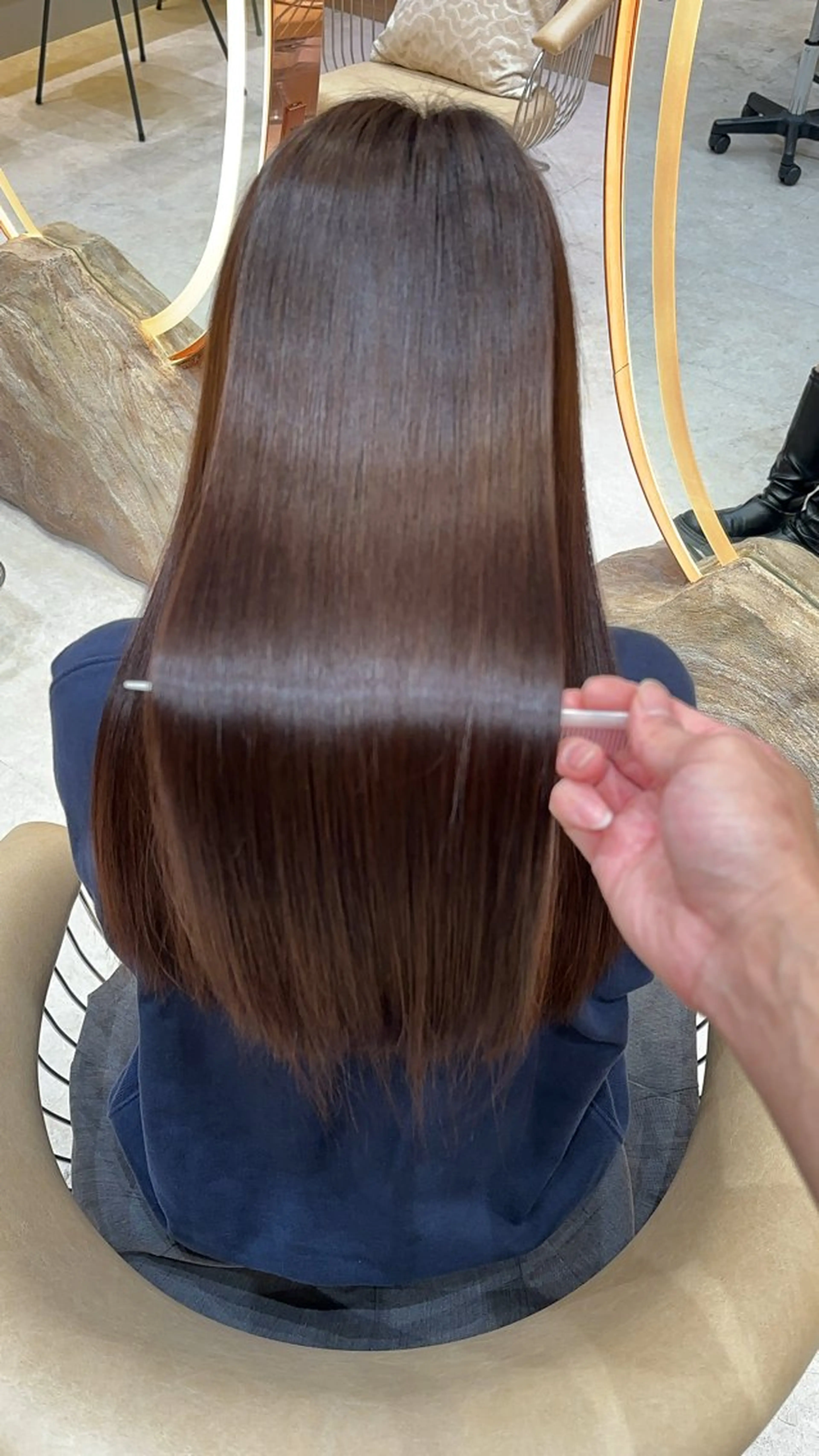 セミロング カラー カット ヘアカラー 縮毛矯正 レイヤー❣️縮毛矯 川村利幸のヘアスタイル