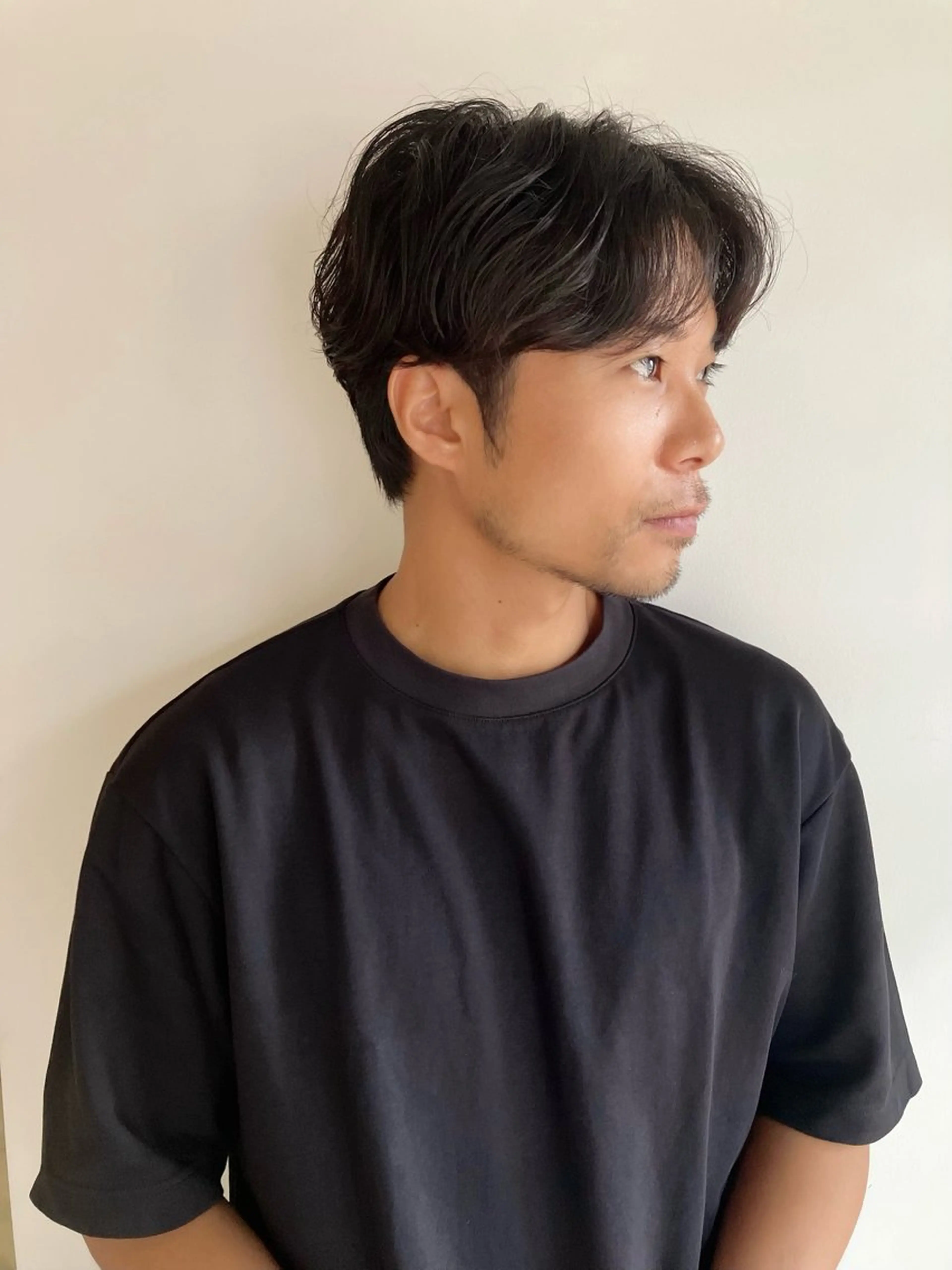 ショート パーマ メンズ メンズパーマ ニュアンスパーマ カット パーマ 川間 将彦のヘアスタイル