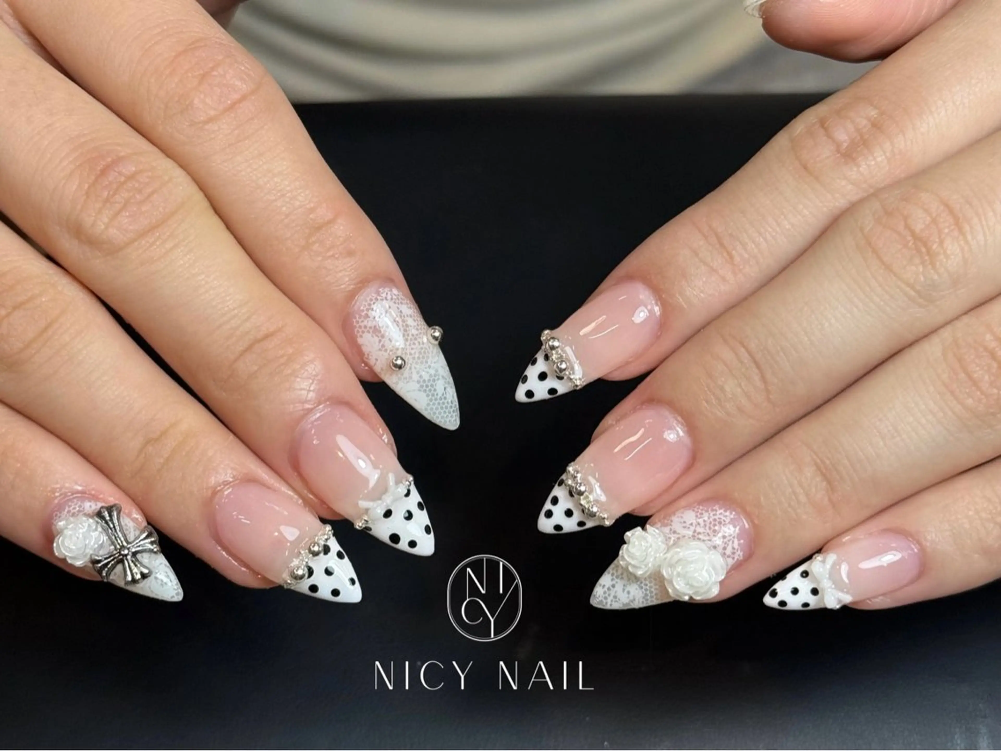 ネイル ハンドネイル NICY NAIL 池袋のネイルデザイン