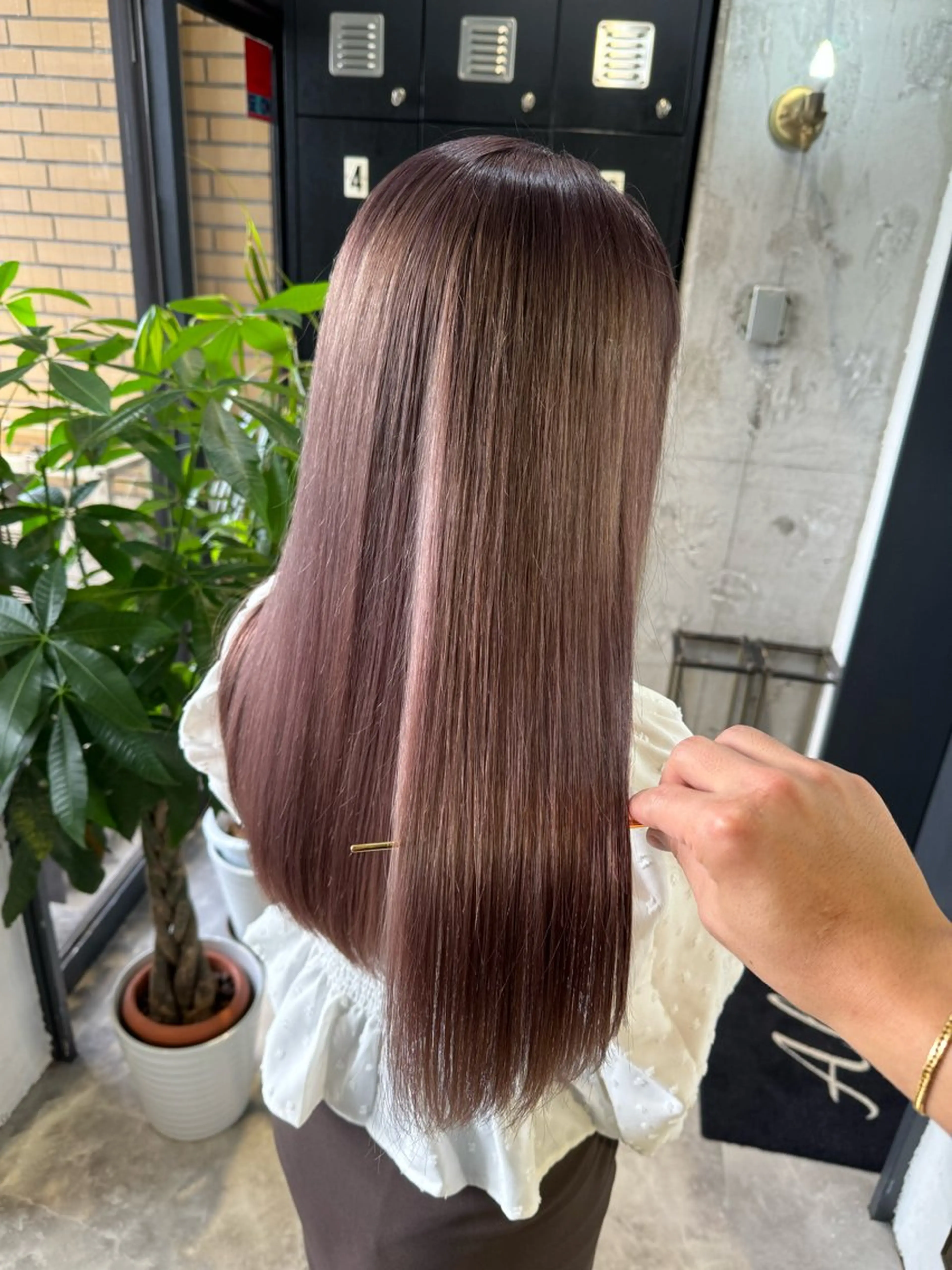 ロング カラー ベージュカラー ピンクカラー ピンクベージュ 髪質改善 ヘアカラー トリートメント ヘッドスパ Akua【代表】 Kazumaのヘアスタイル