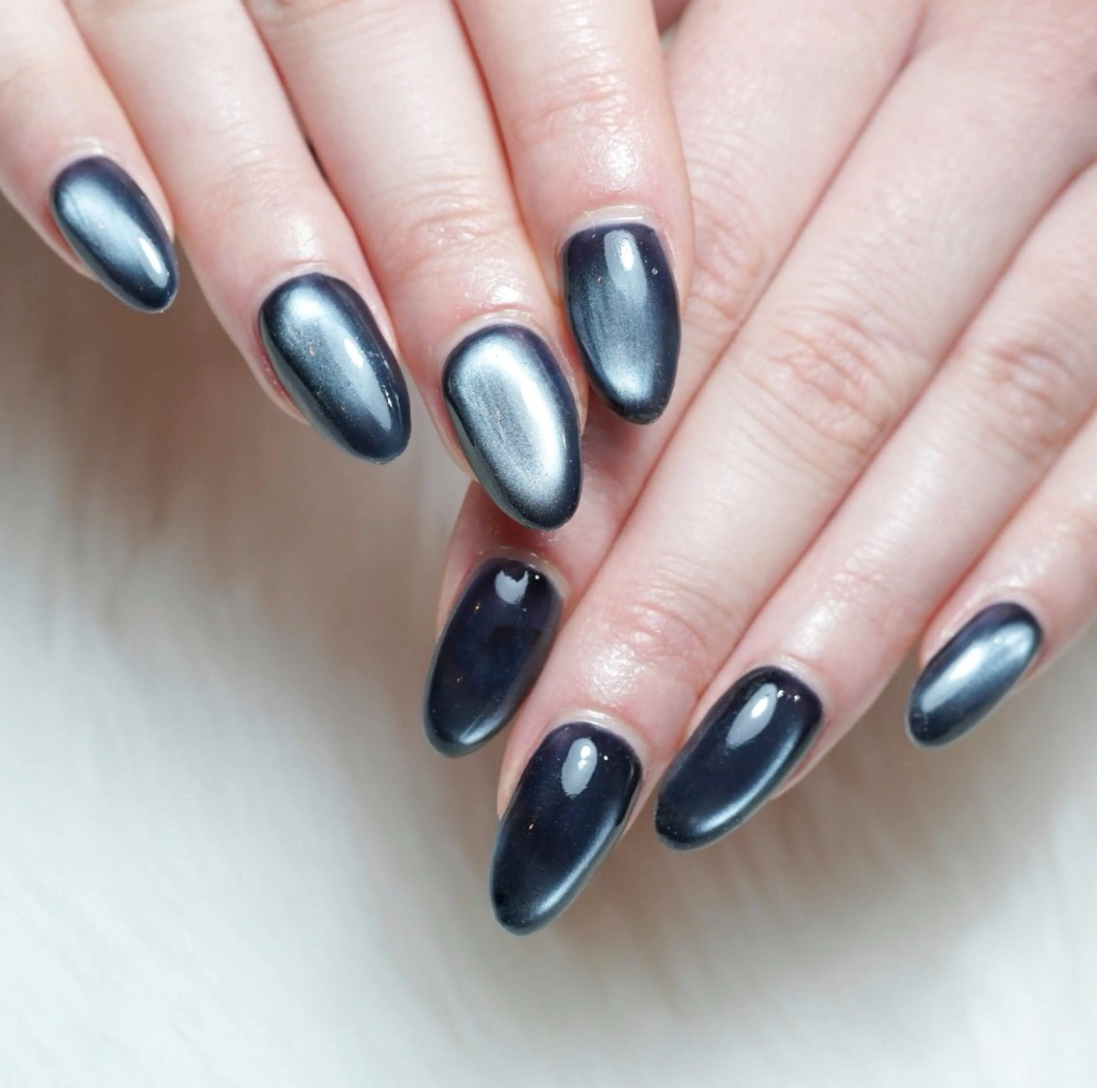 セミロング ハンドネイル Re nailのネイルデザイン