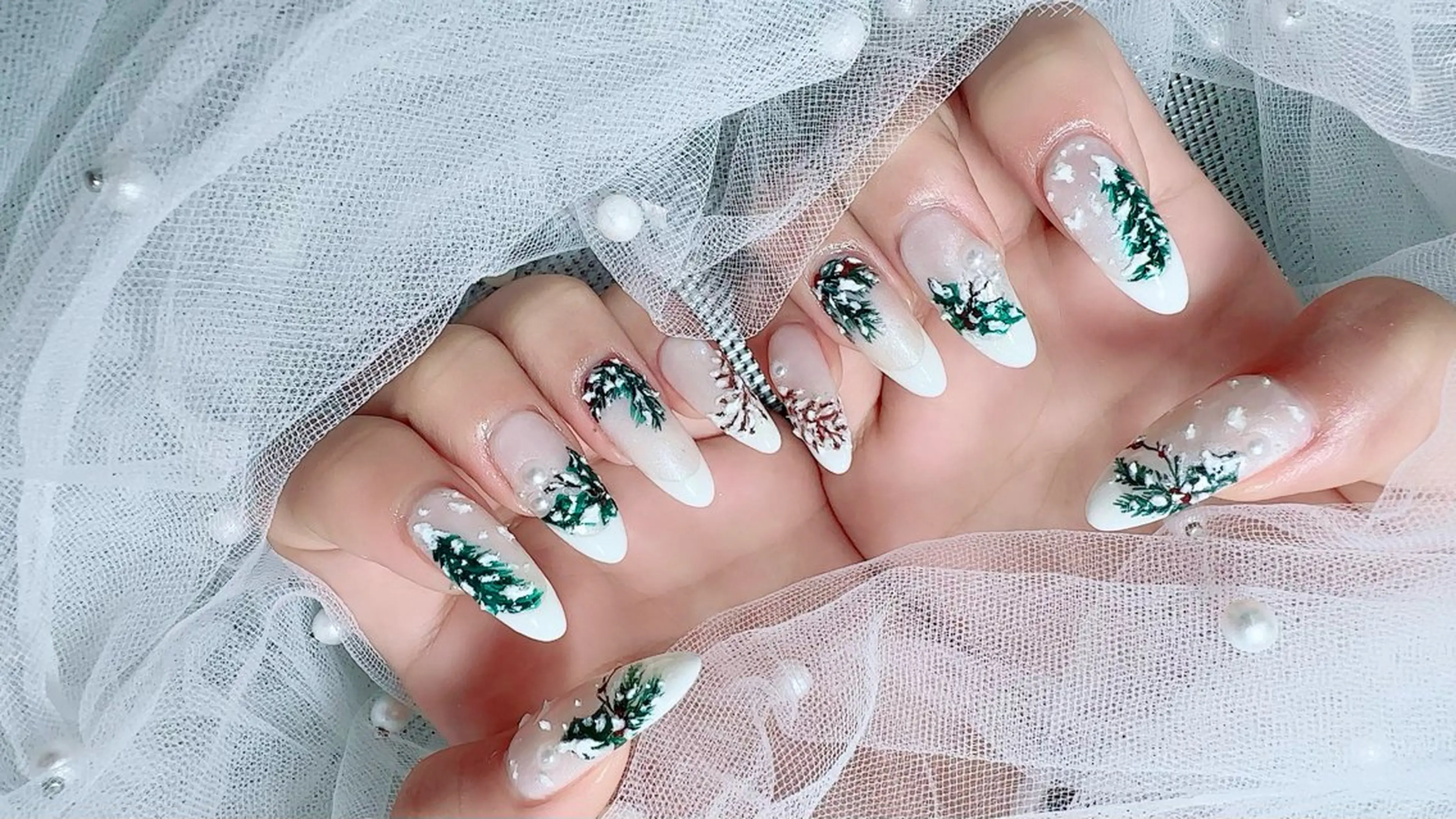 ネイル R salonのネイルデザイン