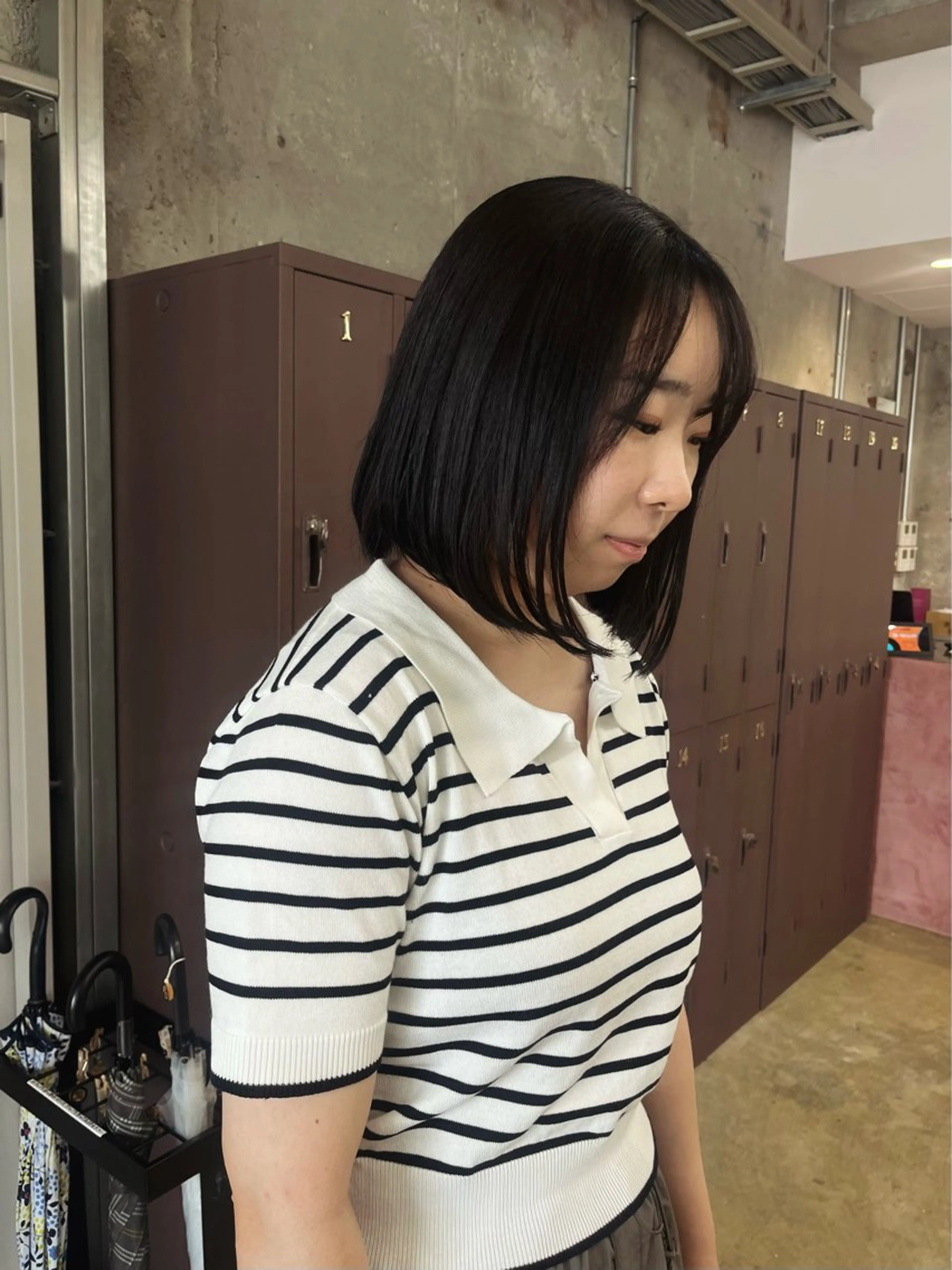 ミディアム 小長谷 夕菜のヘアスタイル