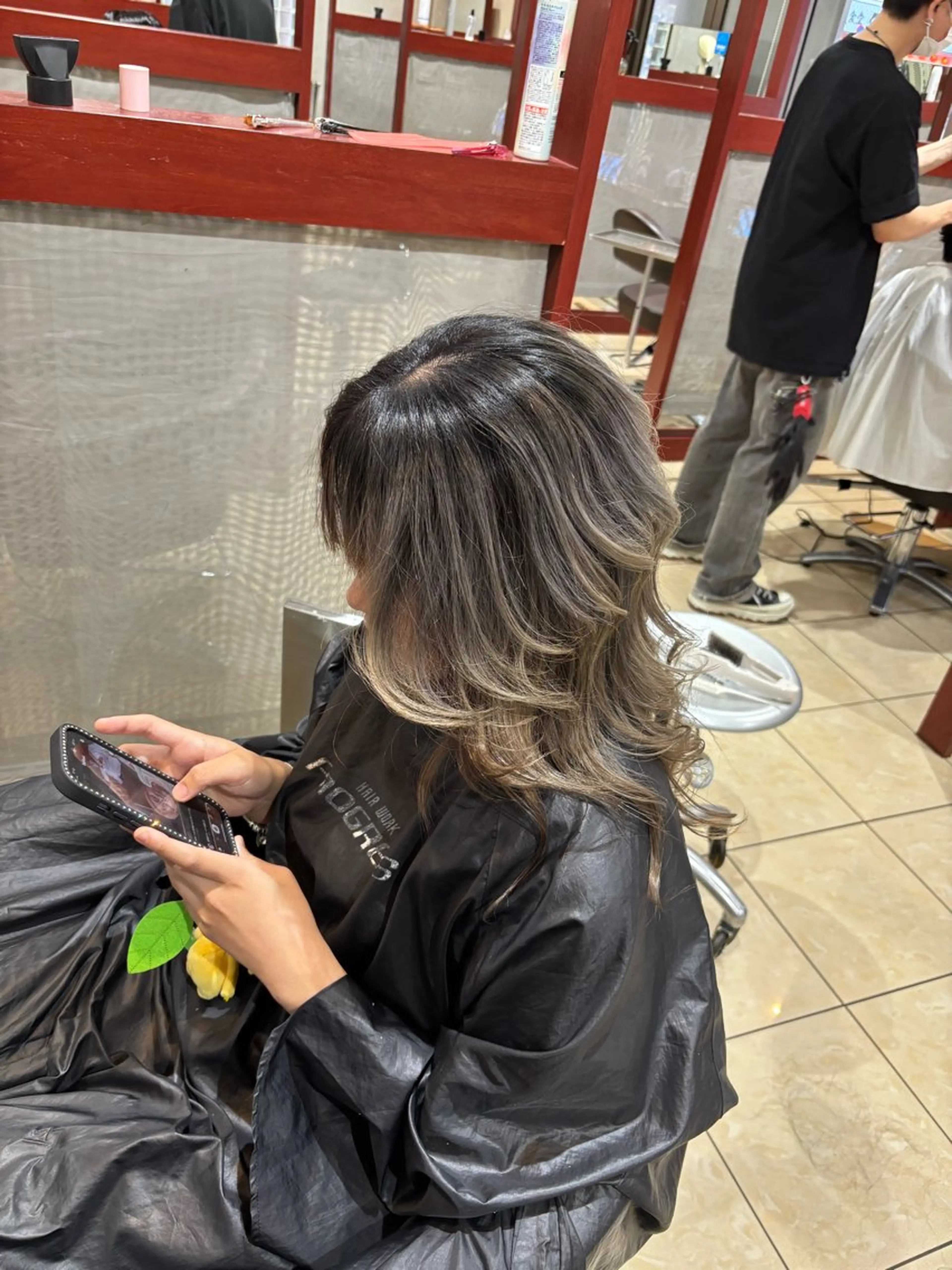 セミロング レイヤーカット ヘアカラー 坂本 優輝のヘアスタイル