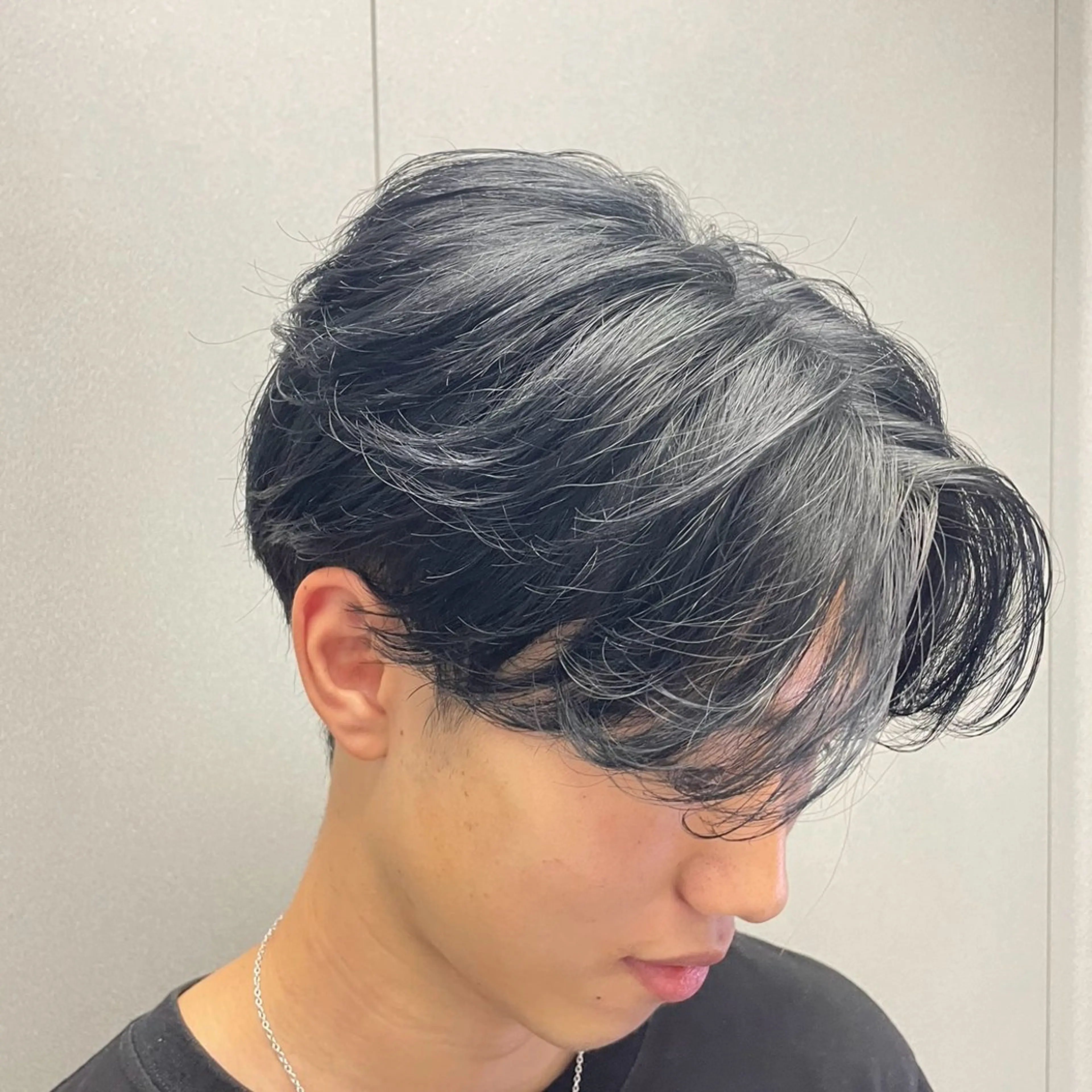 ミディアム パーマ ヘアアレンジ メンズ カット パーマ fifth 石川 凪のヘアスタイル