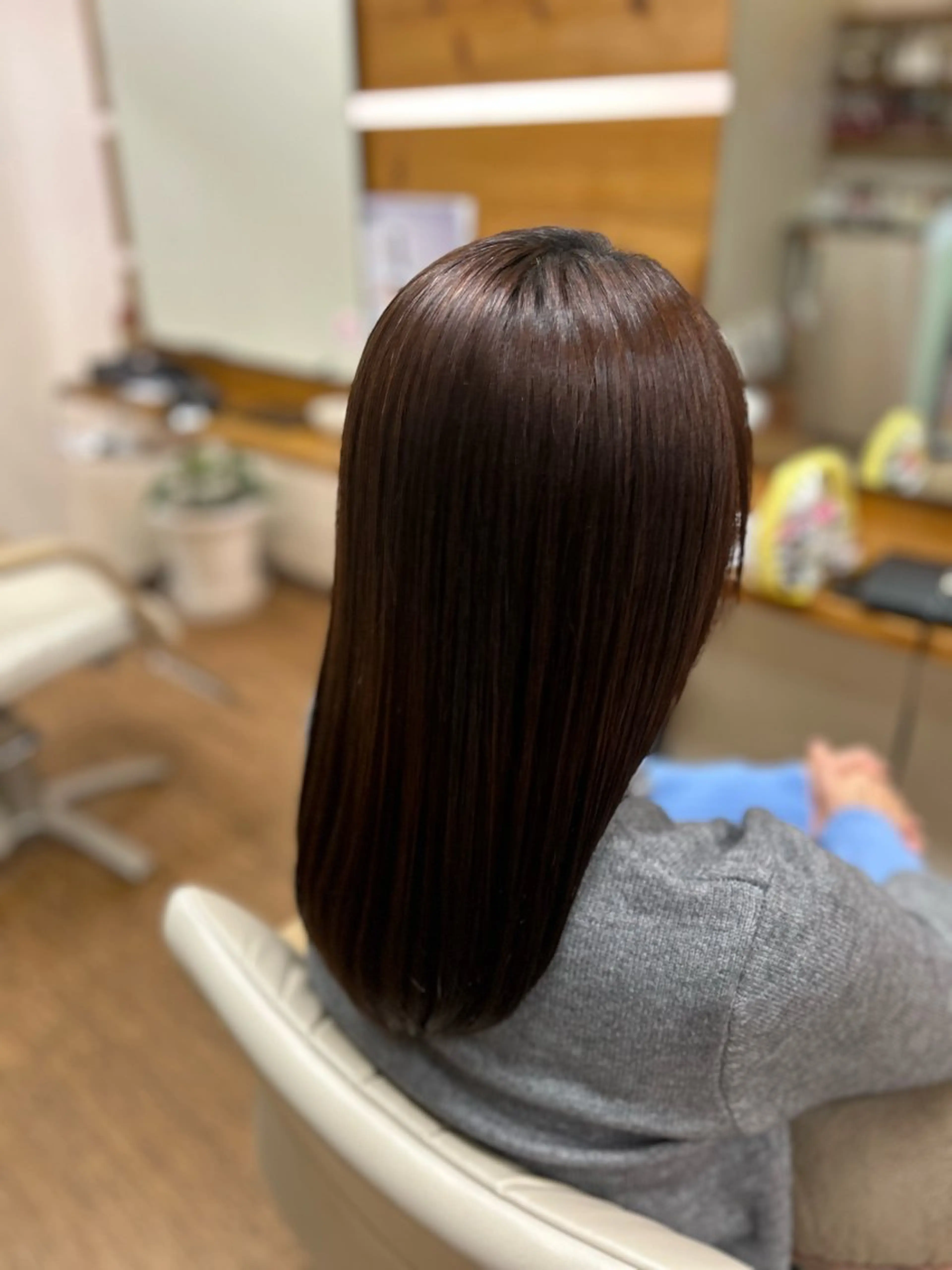 ロング 神谷 千明のヘアスタイル
