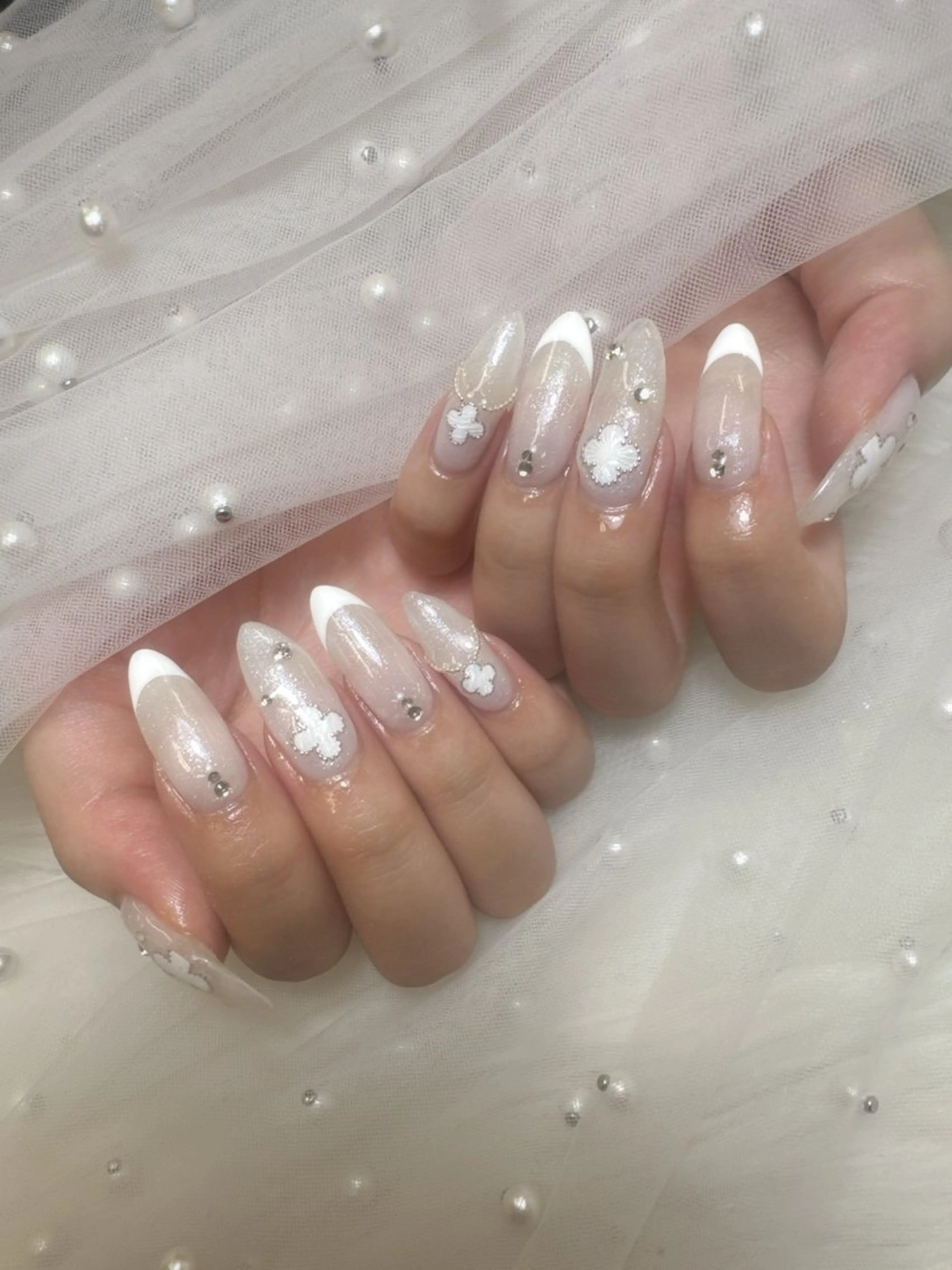 ネイル キラキラネイル 韓国ネイル 持ち込み ワンホンネイル ハンドネイル Queeens nailのネイルデザイン