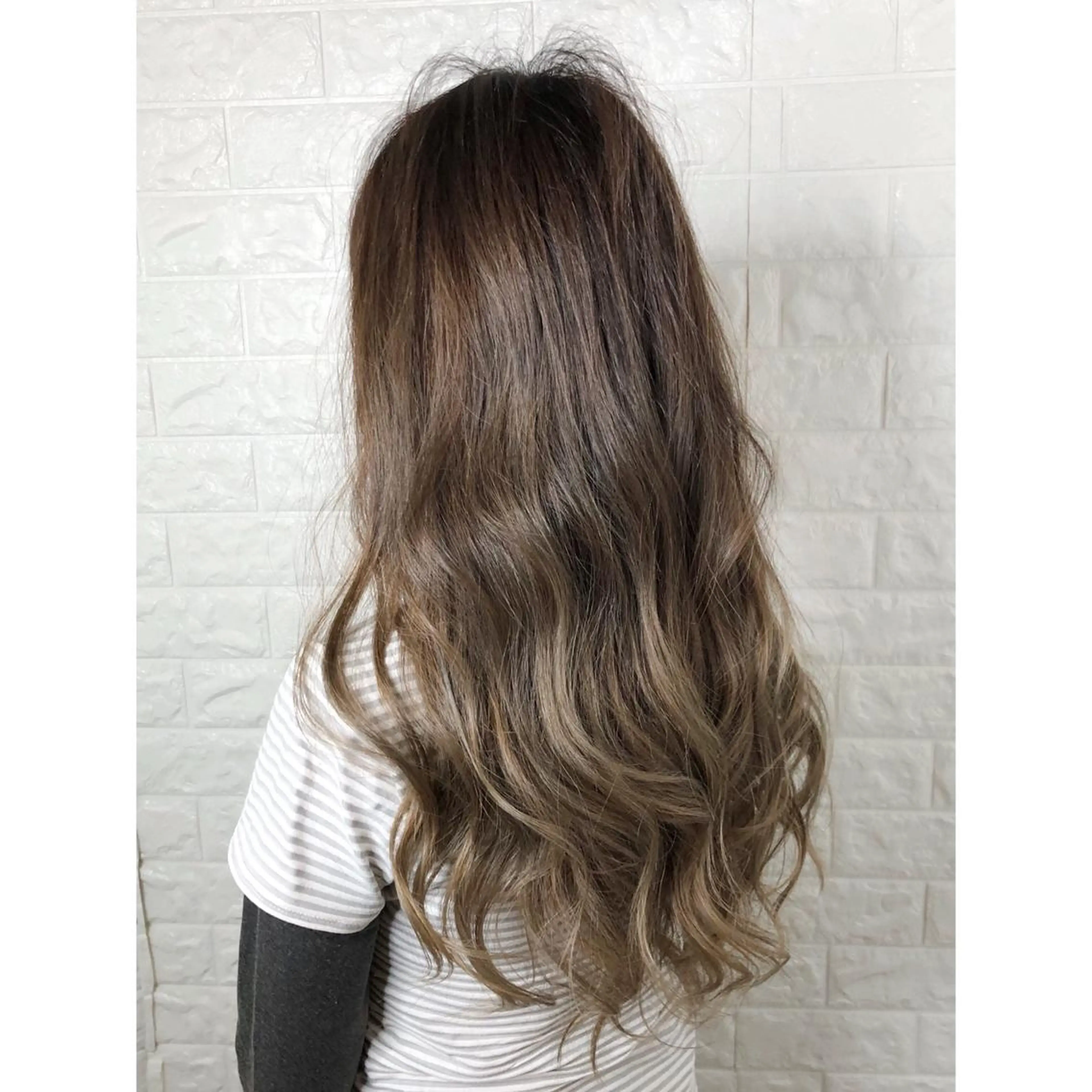 ロング カラー バレイヤージュ ベージュカラー 透明感カラー グラデーションカラー ハイライトカラー 髪質改善特化KIZU /艶髪研究（京都）のヘアスタイル
